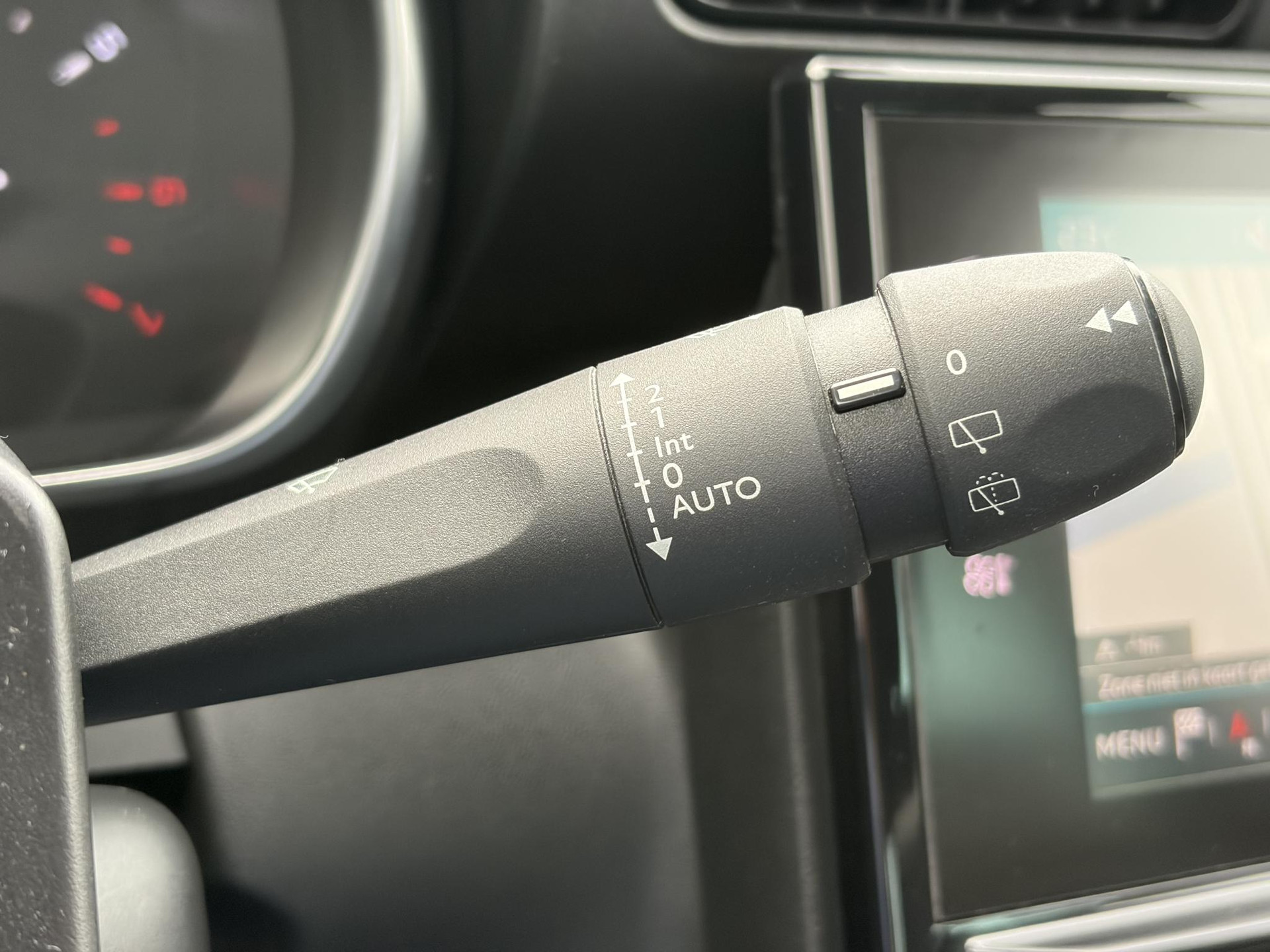 Citroen C3 Aircross 1.2 PureTech S&S Shine 1e Eigenaar l D-riem vv in 07-07-2025 l 360° Camera l Navi l Carplay l Net beurt gehad l Keyless l 17''Lmv l Rijstrooksensor l 110pk l Pdc V+A l 6 Bak l N.A.P l Apk tot 07-2027