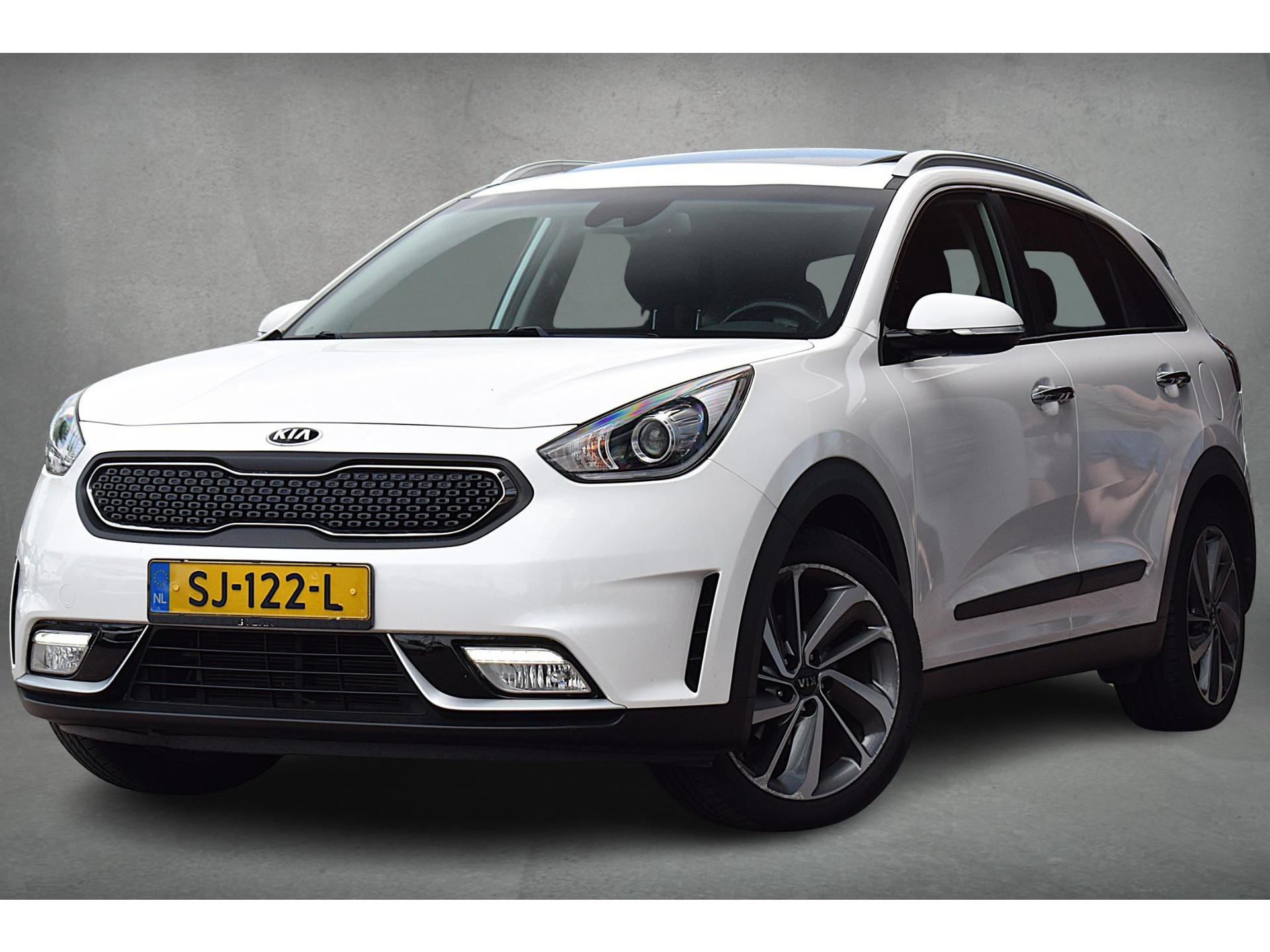 Kia Niro 1.6 GDi Hybrid Edition | Pano | Apple CarPlay | Stuur- en Stoelverwarming