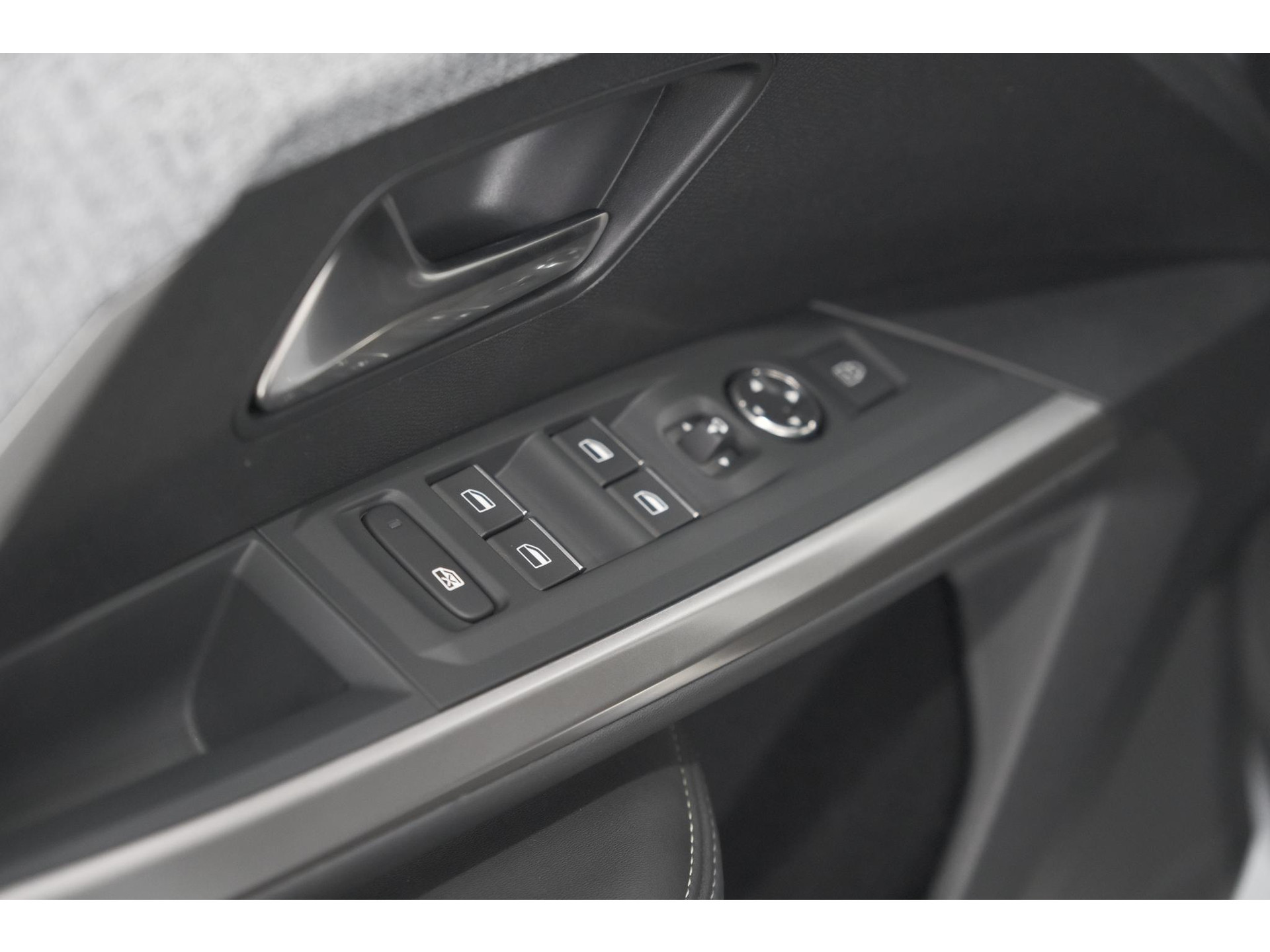 Peugeot 3008 1.2 Hybrid 136 GT | Elektrische Kofferklep | Camera | Adaptieve Cruise Control | Apple CarPlay
