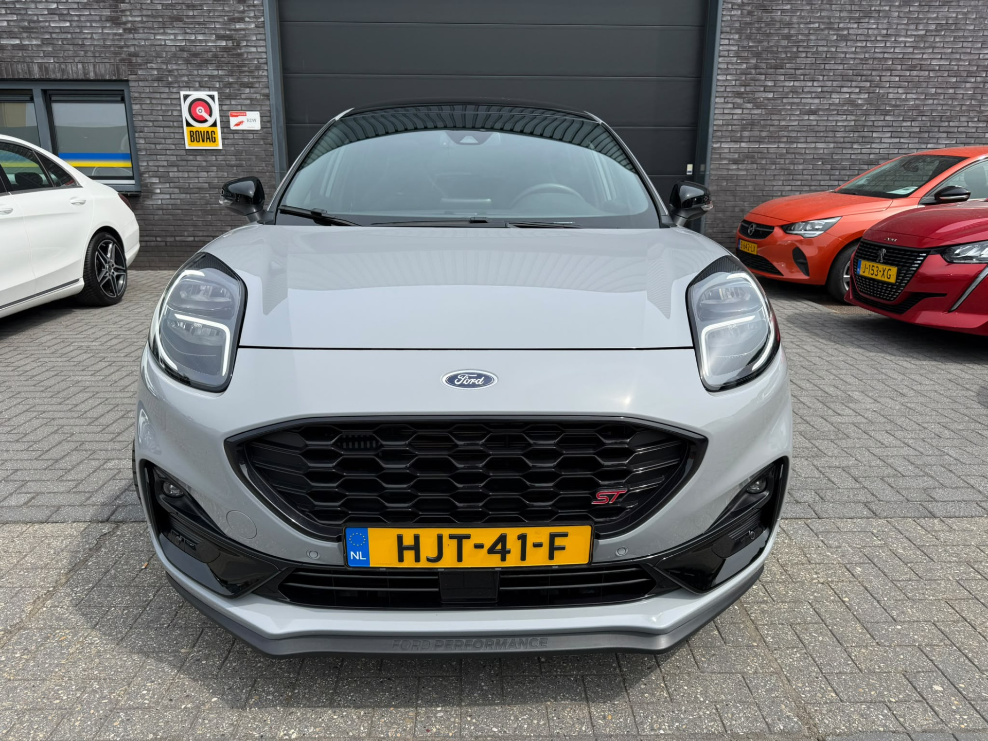 Ford Puma 1.0 EcoBoost Hybrid ST-X | AUTOMAAT | PANO DAK | 3/6/12 MND GARANTIE | NAVI | ACC | PDC | LANE ASSIST |