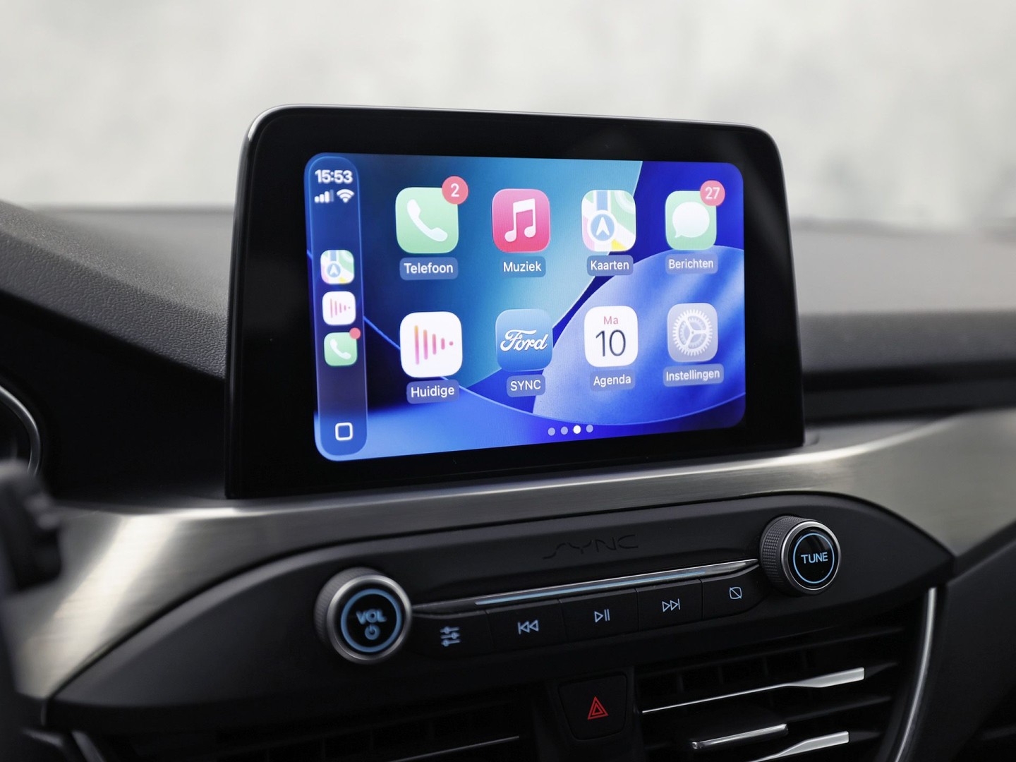 Ford Focus Wagon 1.0 EcoBoost Titanium Sport (APPLE CARPLAY, GROOT NAVI, STUUR/STOELVERWARMING, CAMERA, SPORTSTOELEN, GETINT GLAS, ADAPTIVE CRUISE, NIEUWSTAAT)
