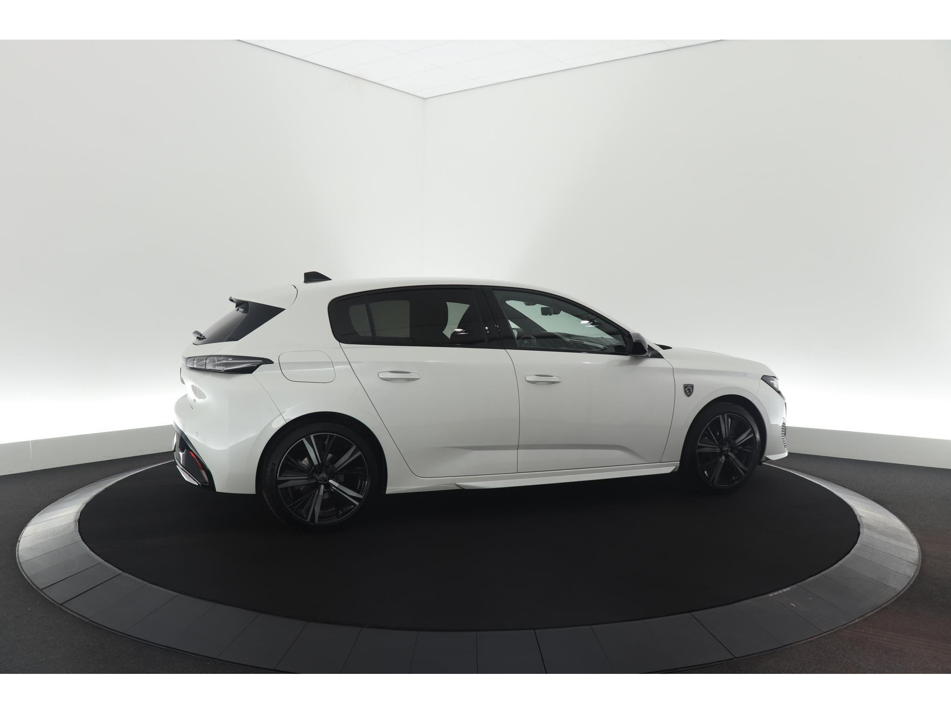 Peugeot 308 PureTech 130 GT Pack Business | Camera | Dodehoekdetectie | Apple Carplay