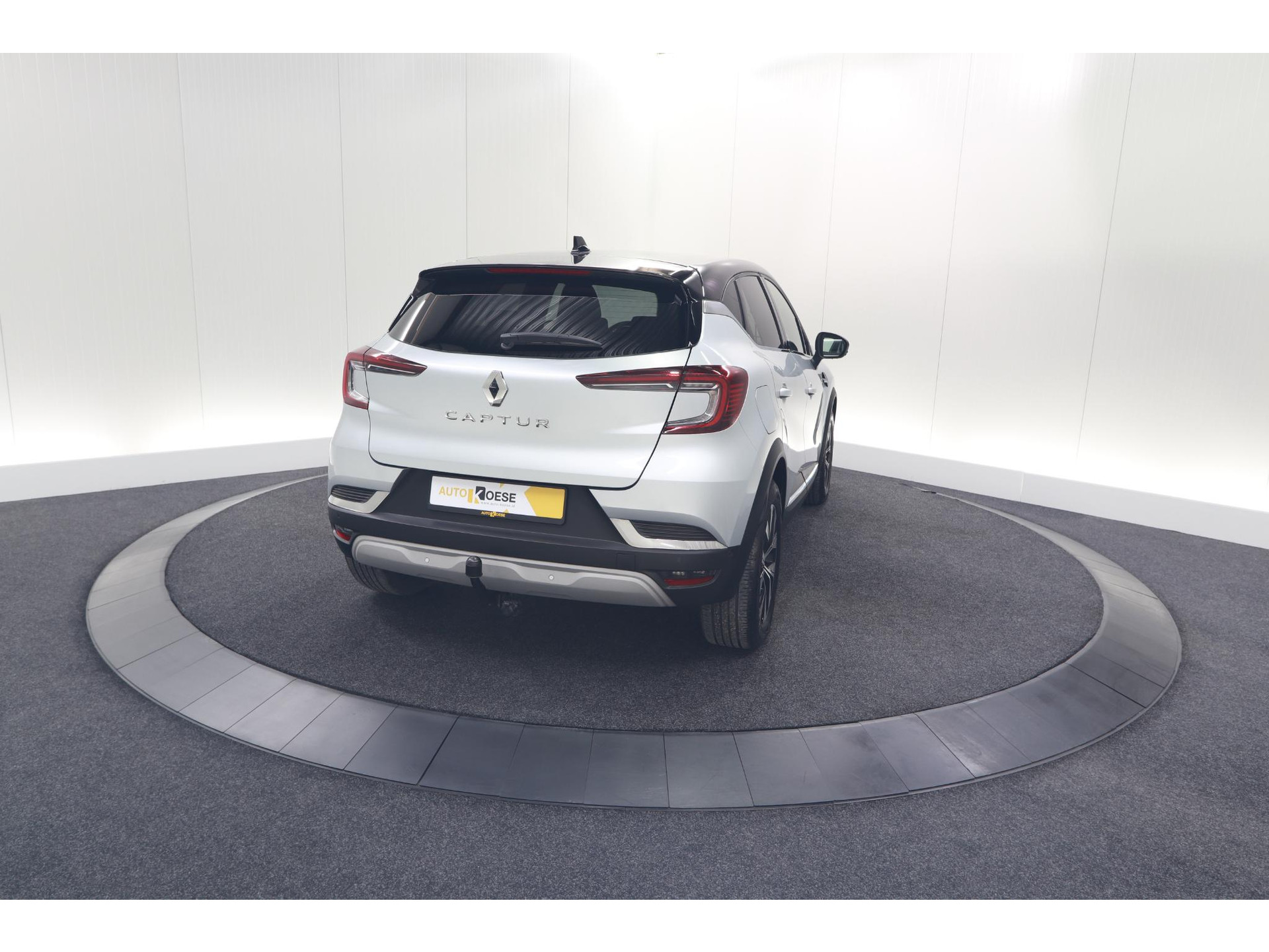 Renault Captur Mild Hybrid 140 EDC Techno | Trekhaak | 360 Camera | 9.3 Inch Grootscherm | Apple Carplay | Parkeersensoren