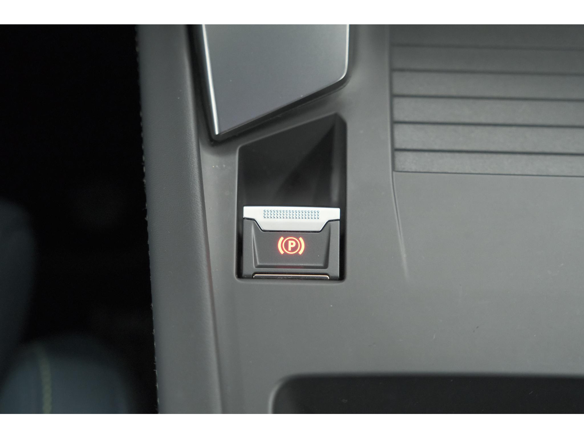 Peugeot 308 PureTech 130 GT | 360 Camera | Stoelen-Pakket | Adaptieve Cruise Control | Apple Carplay