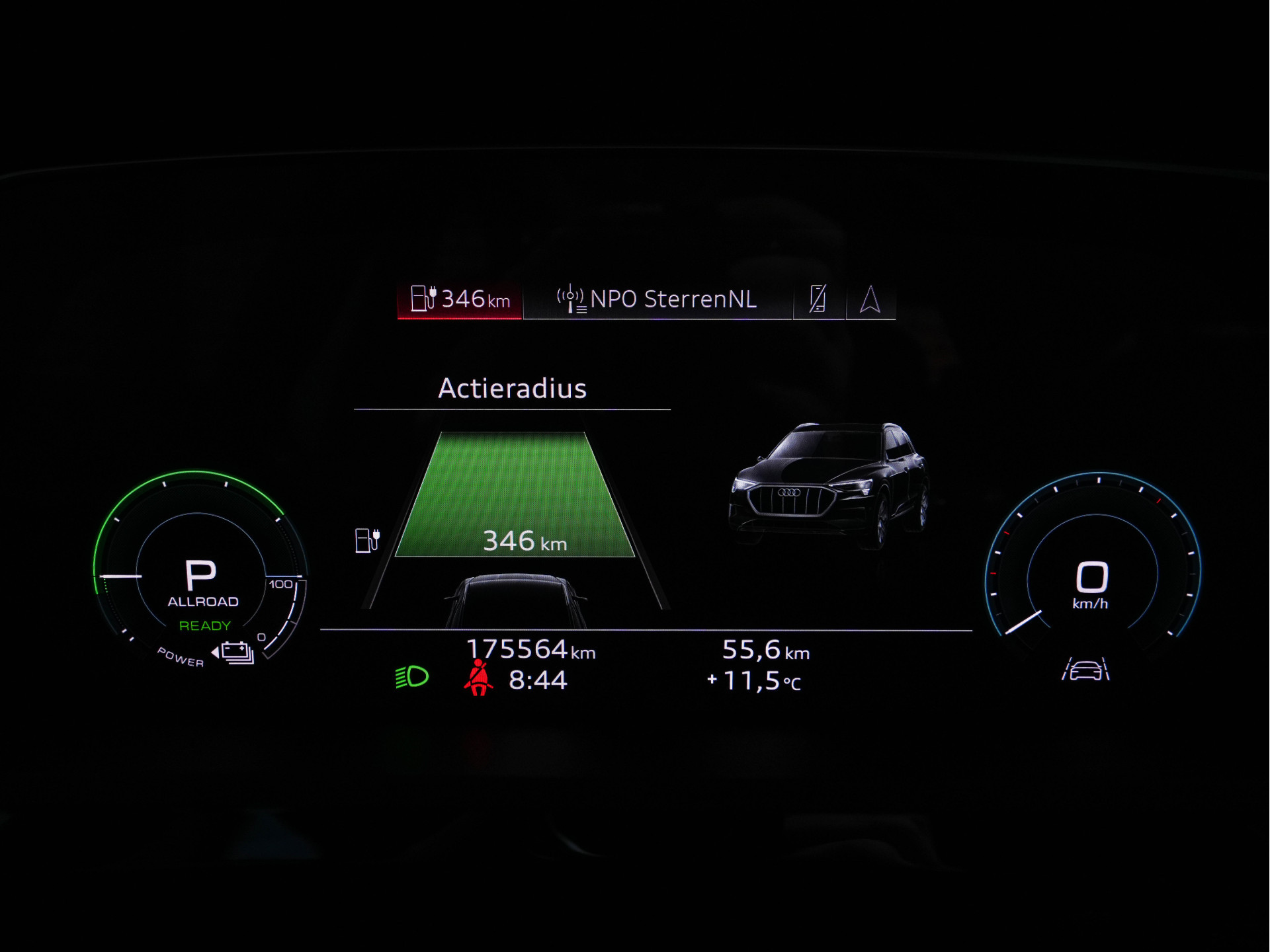 Audi e-tron Sportback 55 Quattro Business edition 95 kWh [ 3-Fase ] {SOH-100%} (INCL-BTW) *DIGI-COCKPIT | FULL-LED | MEMORY-PACK | DAB | KEYLESS | NAVI-FULLMAP | SHIFT-PADDLES | AUDI-SOUND | COMFORT-SEATS | 20''ALU*