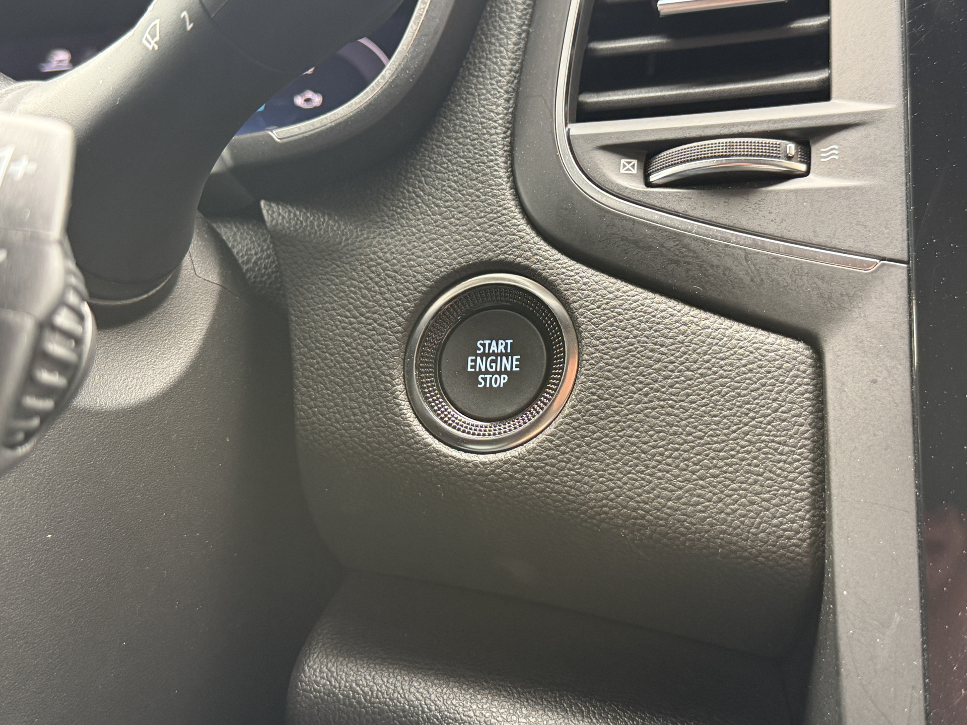 Renault Mégane Estate 1.6 E-Tech Plug-In Hybrid 160 Business Edition One | Apple Carplay | Stoel/stuurverwarming | Full LED | Keyless
