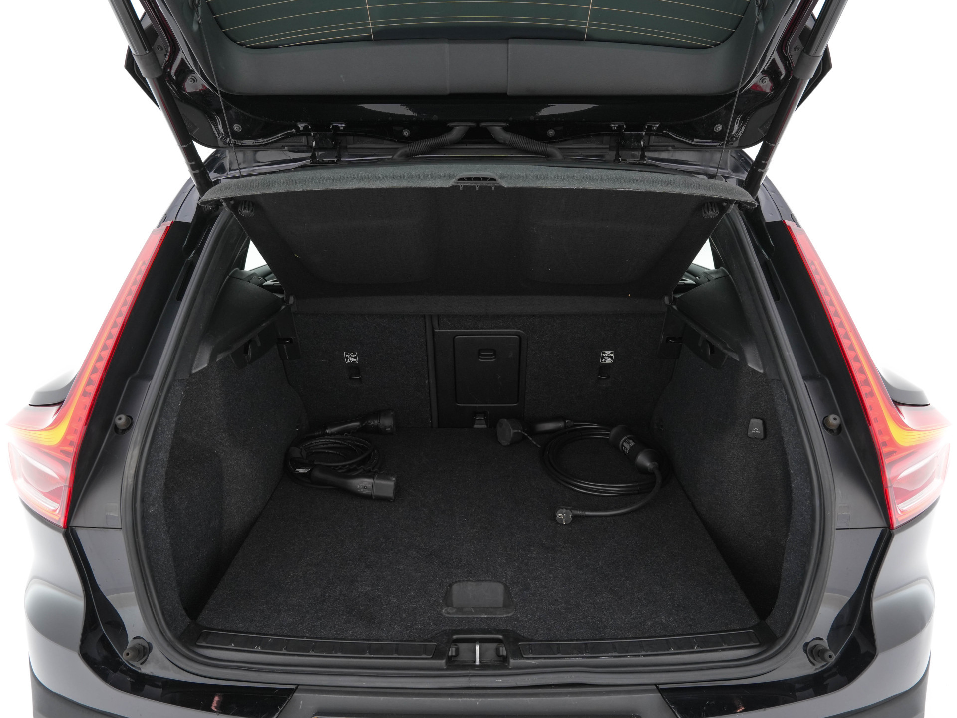 Volvo XC40 1.5 T5 Recharge Business Pro ( PLUG-IN ) (INCL-BTW) *AUT | NAVI-FULLMAP | DIGI-COCKPIT | CLIMA | KEYLESS | DAB | HEATED-SPORTSEATS | FULL-LED | ADAPTIVE-CRUISE | CAMERA | 18'' ALU*