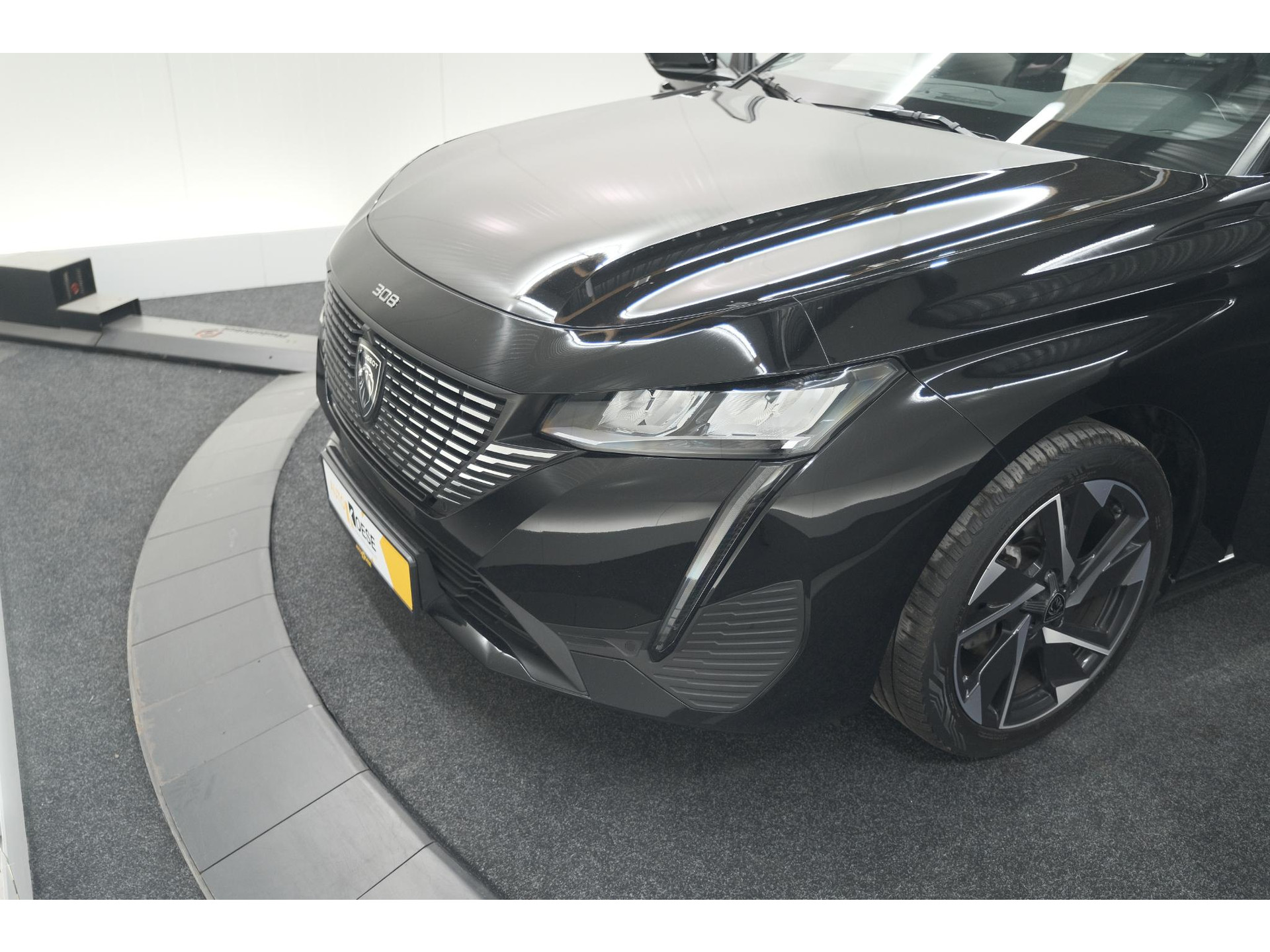 Peugeot 308 PureTech 130 Allure | Camera | Navigatie | Parkeersensoren | Apple CarPlay