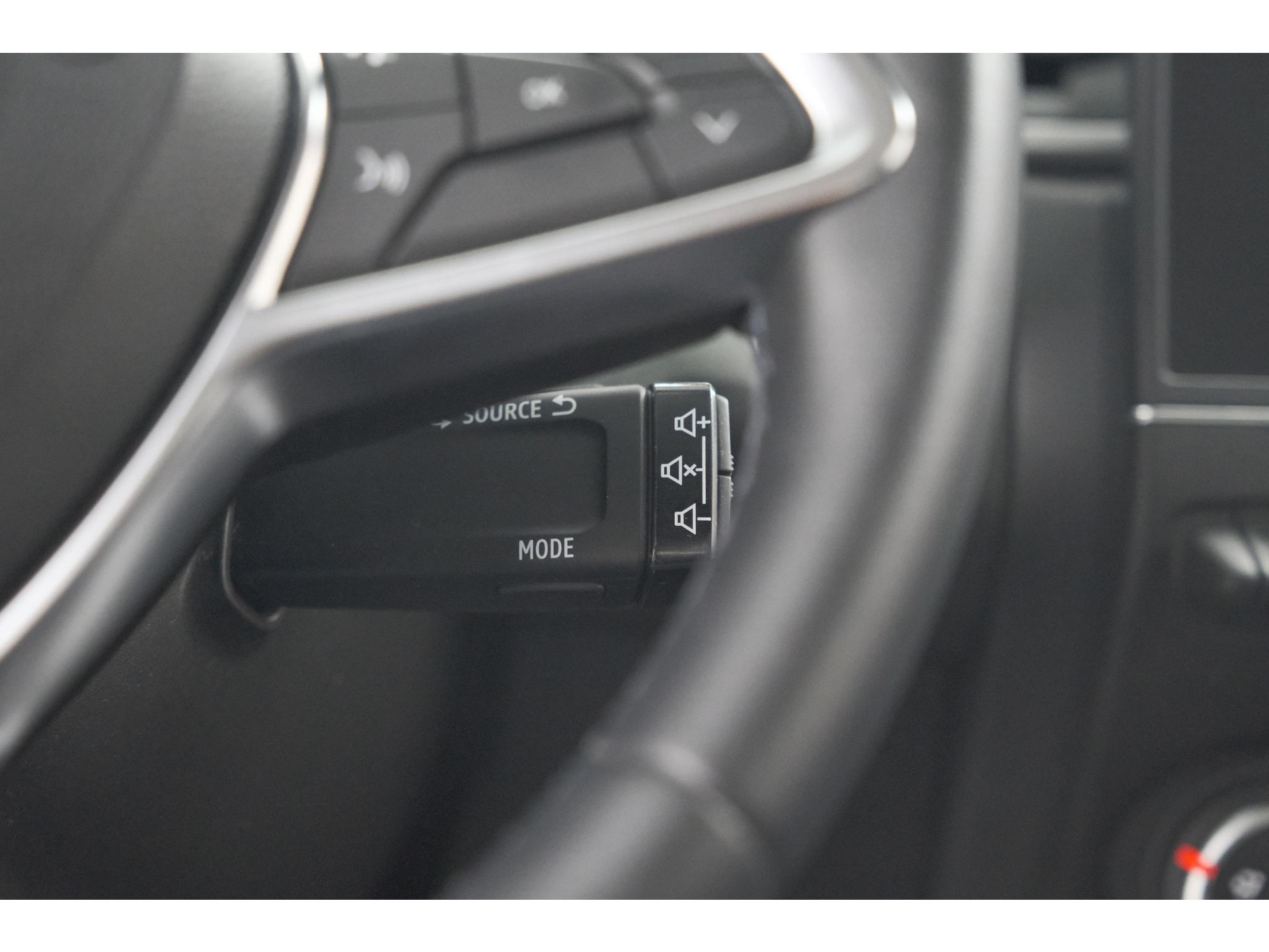 Renault Captur TCe 90 Zen | Camera | Apple Carplay | Parkeersensoren | Navigatie