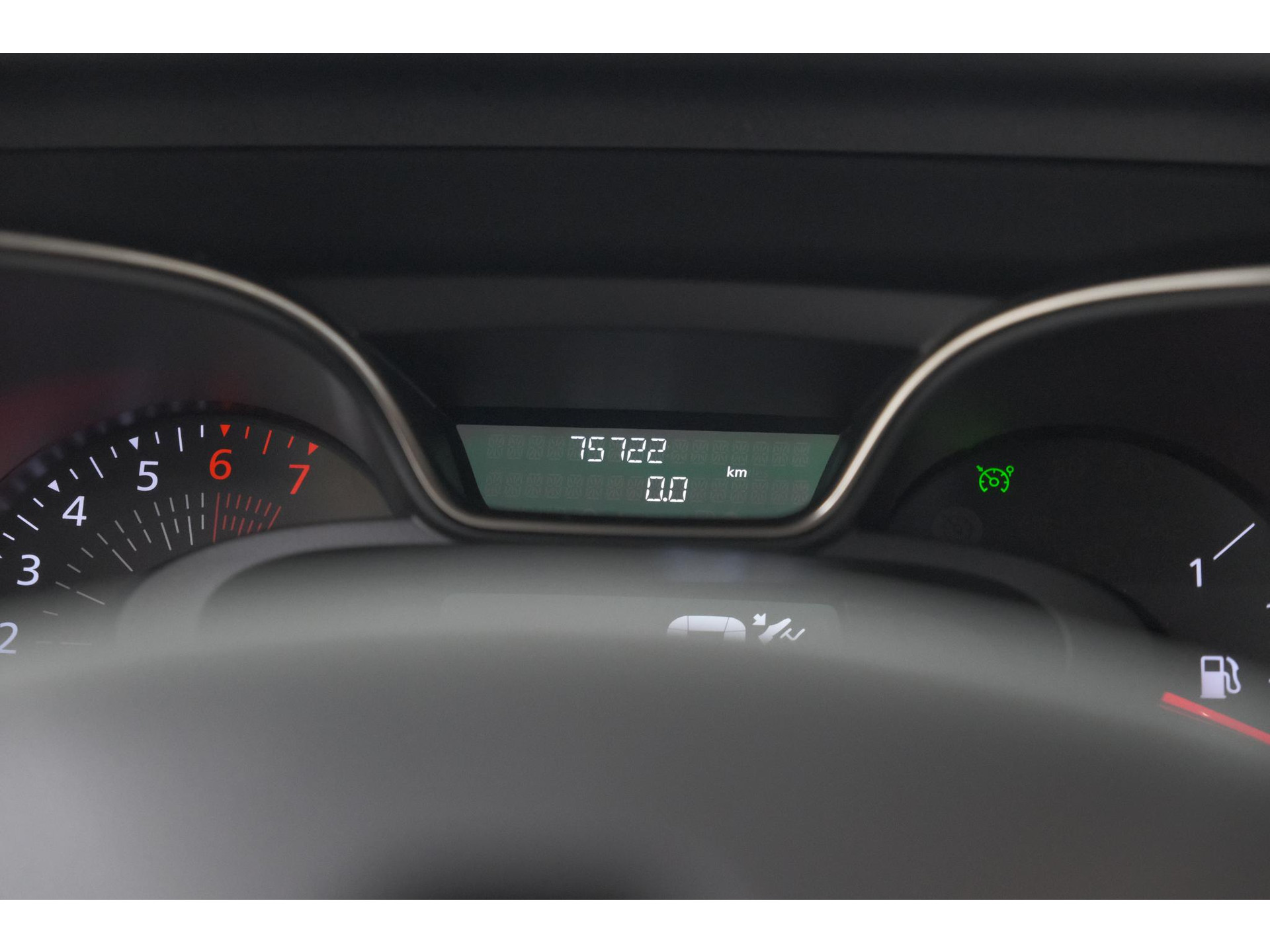 Renault Captur TCe 150 EDC Intens | Trekhaak | Navigatie | Parkeersensoren