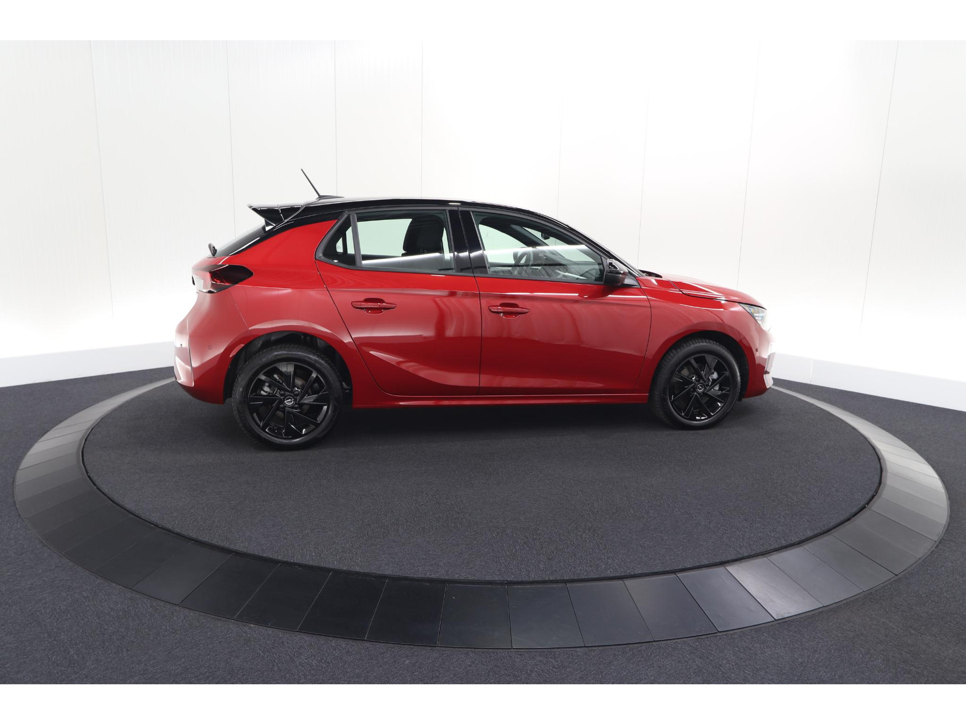 Opel Corsa 1.2 Turbo 110 Hybrid GS | Adaptieve Cruise Control | Dodehoekdetectie | Stoelverwarming | Camera