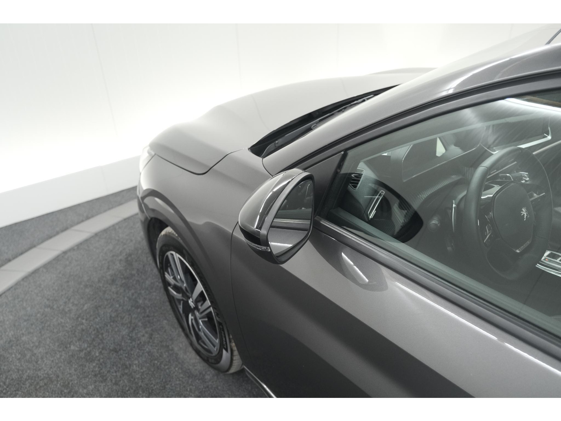 Peugeot 208 PureTech 100 EAT8 Allure Pack | Camera | Apple Carplay | Parkeersensoren | Stoelverwarming