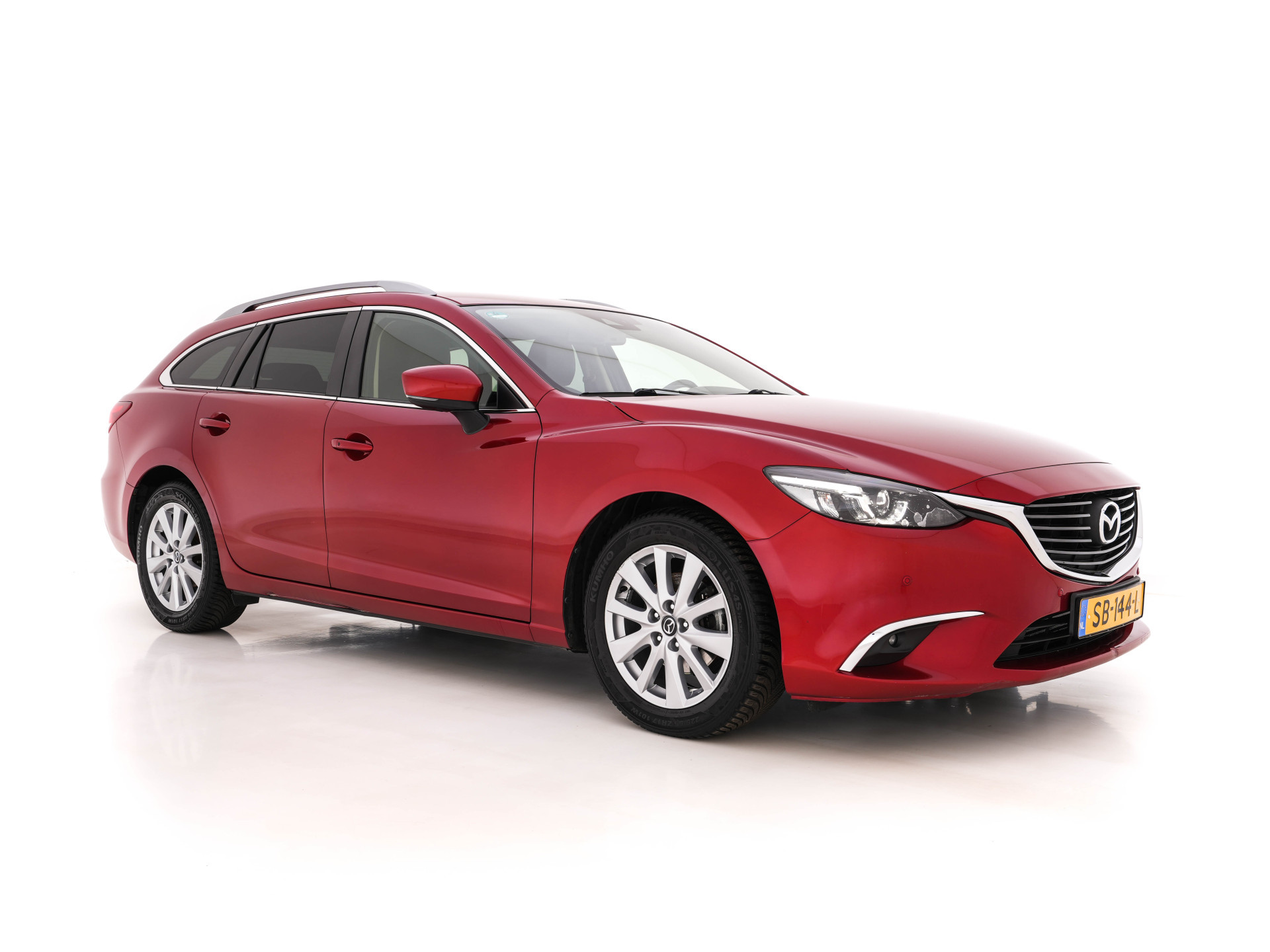 Mazda 6 Sportbreak 2.2D SkyActiv-D 150 Skylease GT (INCL-BTW) *LEATHER | FULL-LED | NAVI-FULLMAP | MEMORY-PACK | BOSE-AUDIO | BLIND-SPOT | CAMERA | KEYLESS | ECC | HEATED-SPORTSEATS | PDC | CRUISE | 17"ALU*