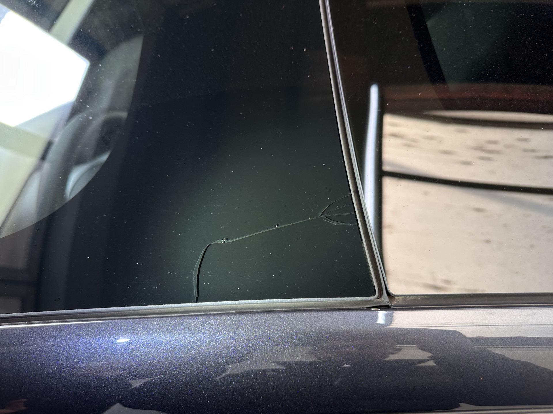 Tesla Model 3 ⚠️HV-BATTERY-DEFECT⚠️ Long Range AWD 75 kWh [ 3-Fase ] {SOH-86%} (INCL-BTW) Aut. *PANO | AUTOPILOT | LEATHER | KEYLESS | FULL-LED | MEMORY-PACK | TOPVIEW | DAB | CARPLAY | DIGI-COCKPIT | LANE-ASSIST | COMFORTSEATS | 19"ALU*