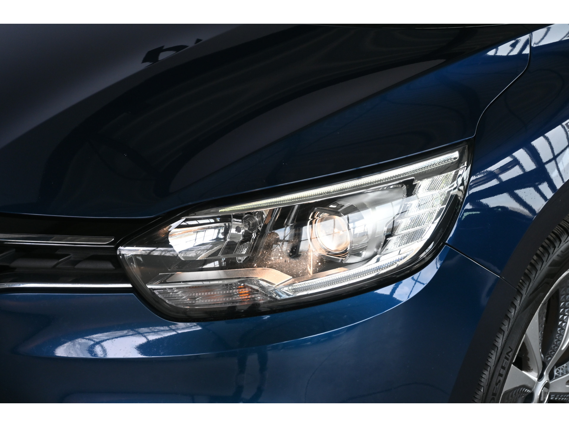 Renault Scénic 1.2 TCe Intens Clima Navigatie Cruise Control LED Rijklaarprijs! Inruil Mogelijk!