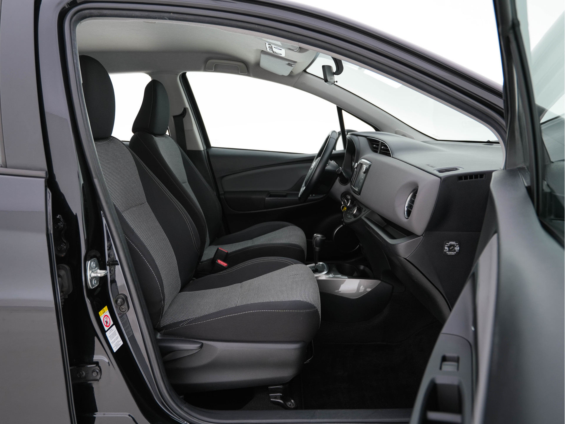 Toyota Yaris 1.5 Hybrid Aspiration Aut. *ECC | HEATED-COMFORTSEATS | CAMERA*