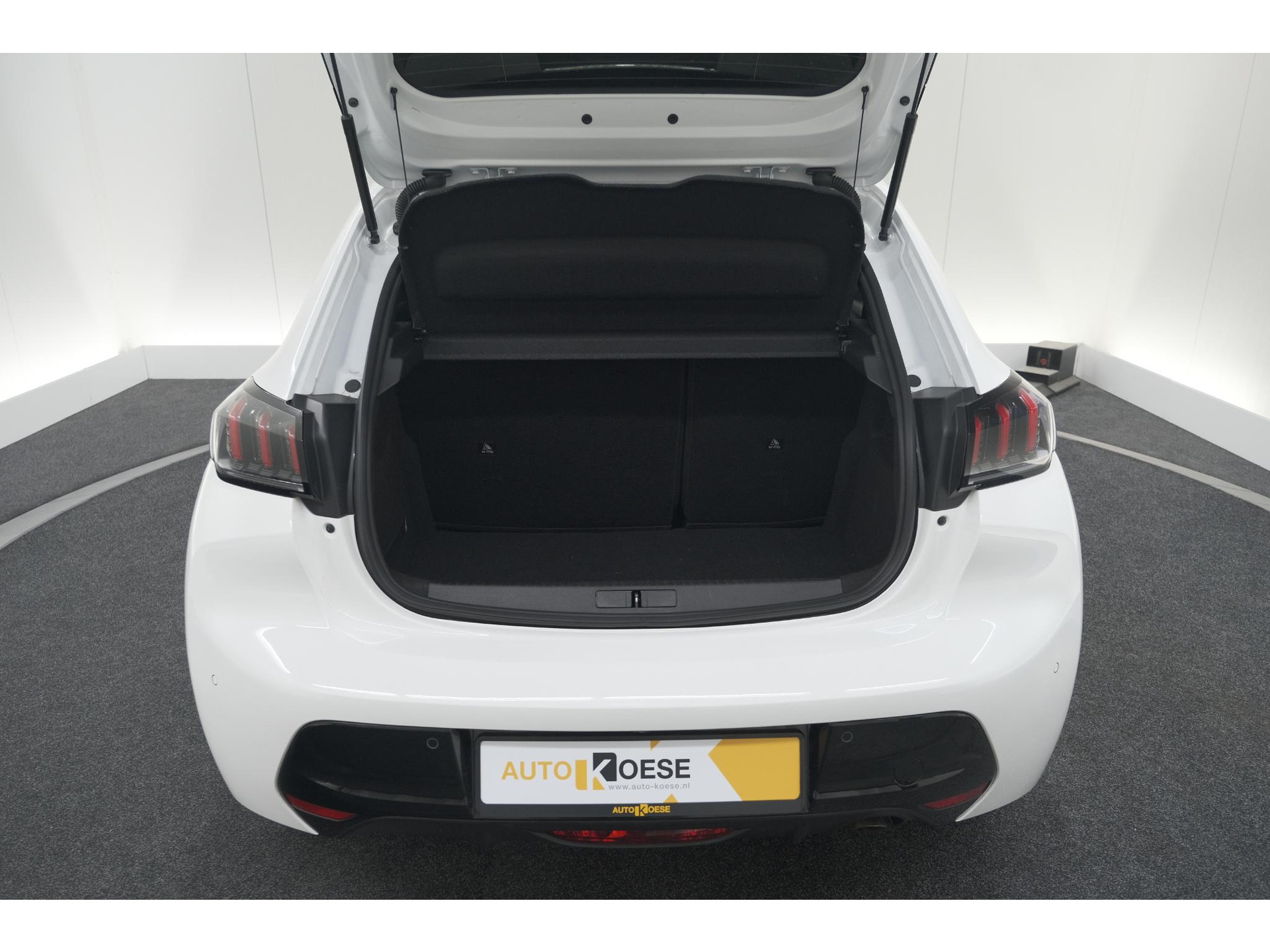 Peugeot 208 PureTech 100 Allure | Adaptieve Cruise Control | Camera | Apple Carplay