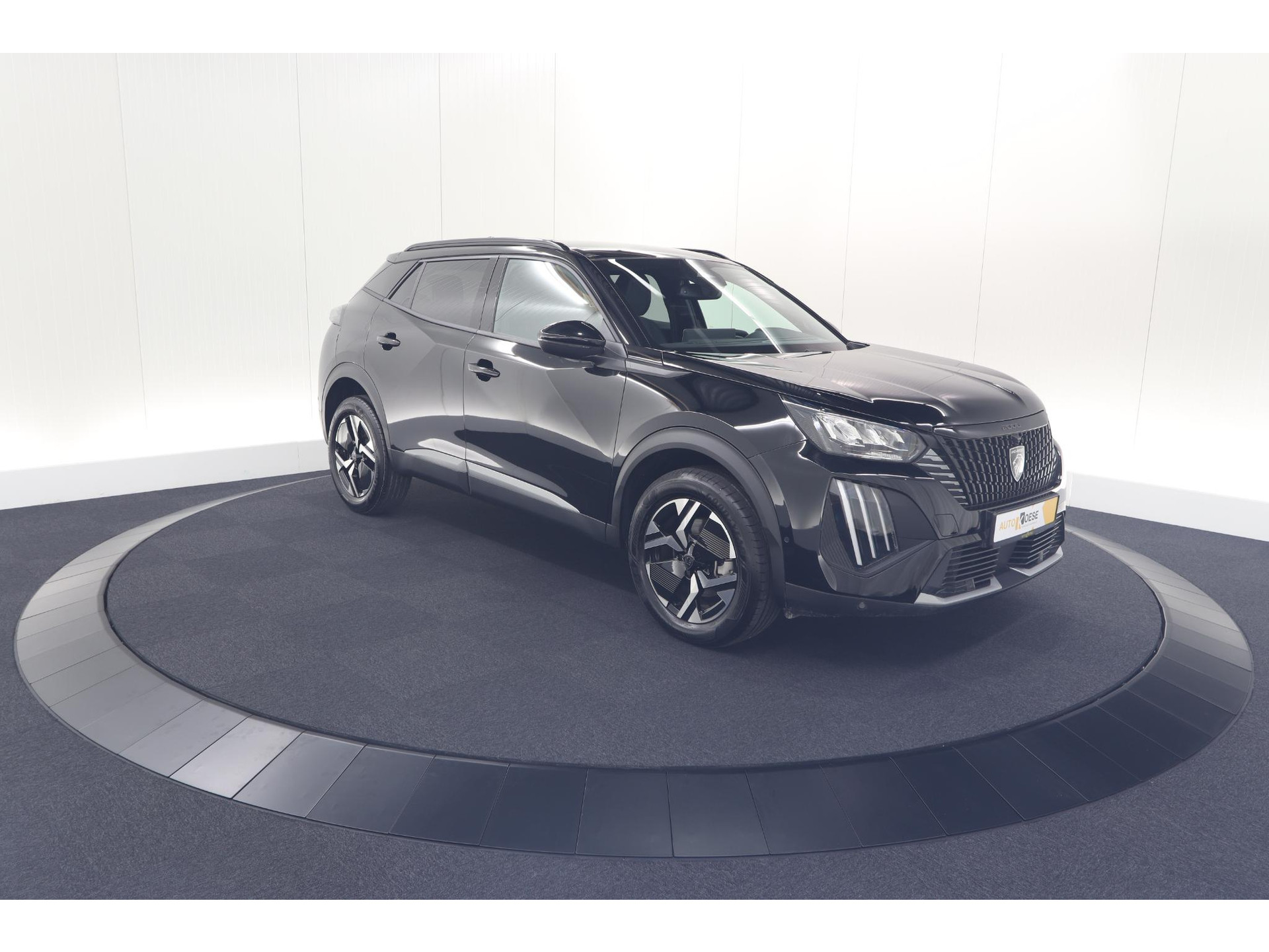 Peugeot 2008 1.2 Hybrid 145 Allure | 360 Camera | Adaptieve Cruise Control | Dodehoekdetectie | Apple Carplay