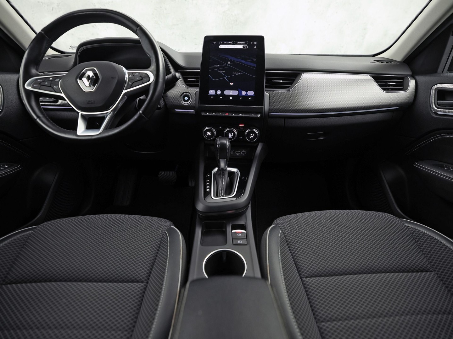 Renault Arkana 1.6 E-Tech Hybrid 145 Intens 145Pk Automaat (GROOT NAVI, CAMERA, STOELVERWARMING, SPORTSTOELEN, ADAPTIVE CRUISE, GETINT GLAS, KEYLESS, NIEUWSTAAT)