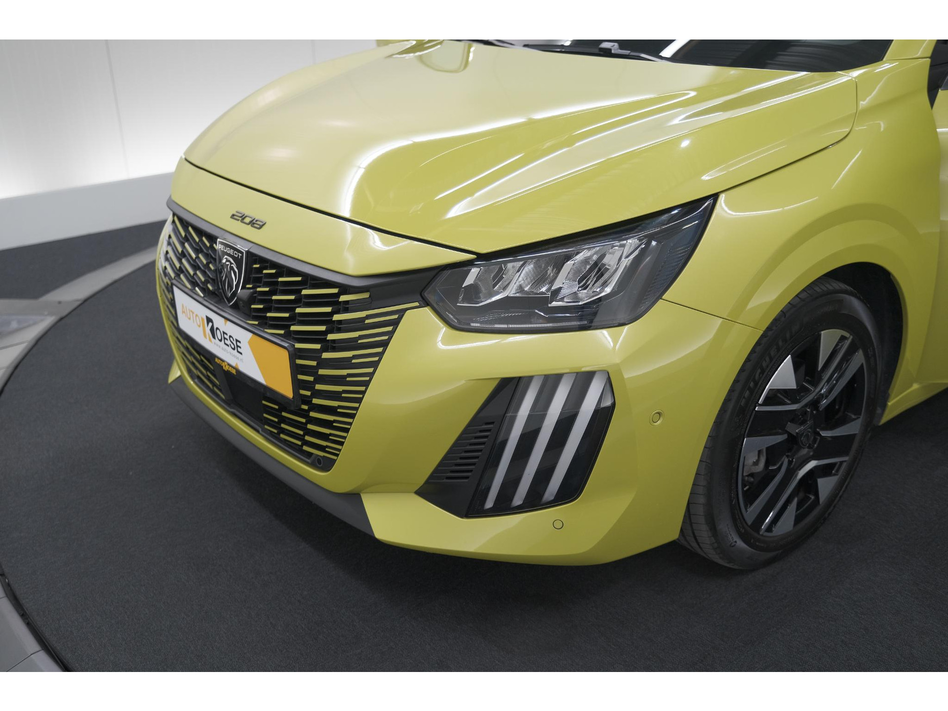 Peugeot 208 PureTech 100 Allure | 360 Camera | Vison Pack | Dodehoekdetectie | Apple Carplay