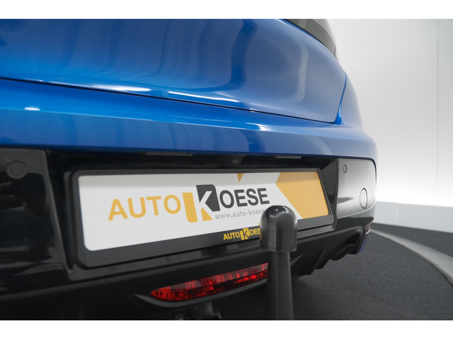 Peugeot 208 PureTech 100 Allure | Trekhaak | Camera | Apple Carplay | Navigatie | Parkeersensoren
