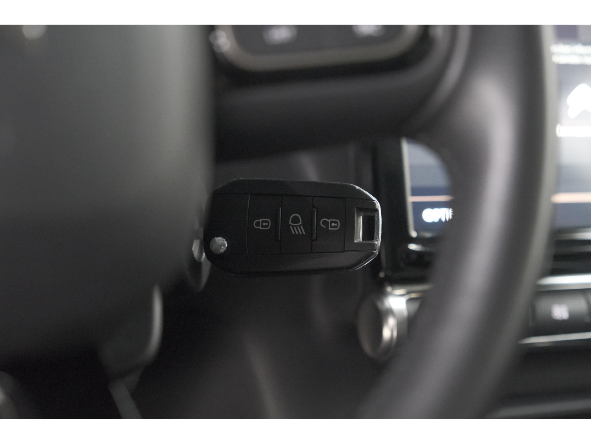 Citroen C3 Aircross PureTech 110 C-Series | Trekhaak | Navigatie | Parkeersensoren | Apple Carplay