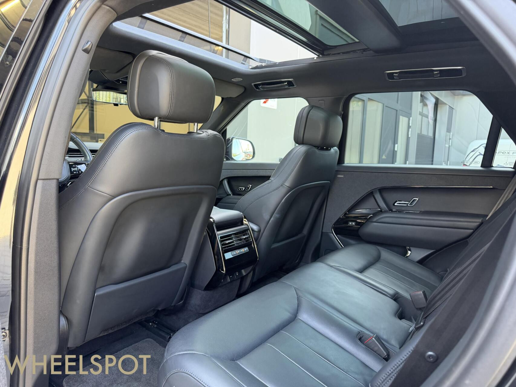 Range Rover Sport 3.0 P440e Dynamic HSE|Pano|Lucht|360|BTW