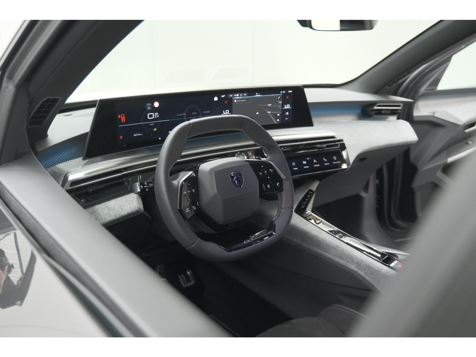 Peugeot 3008 1.2 Hybrid 136 GT | 360 Camera | Adaptieve Cruise Control | Stoelen Pakket | Elektrische Kofferklep