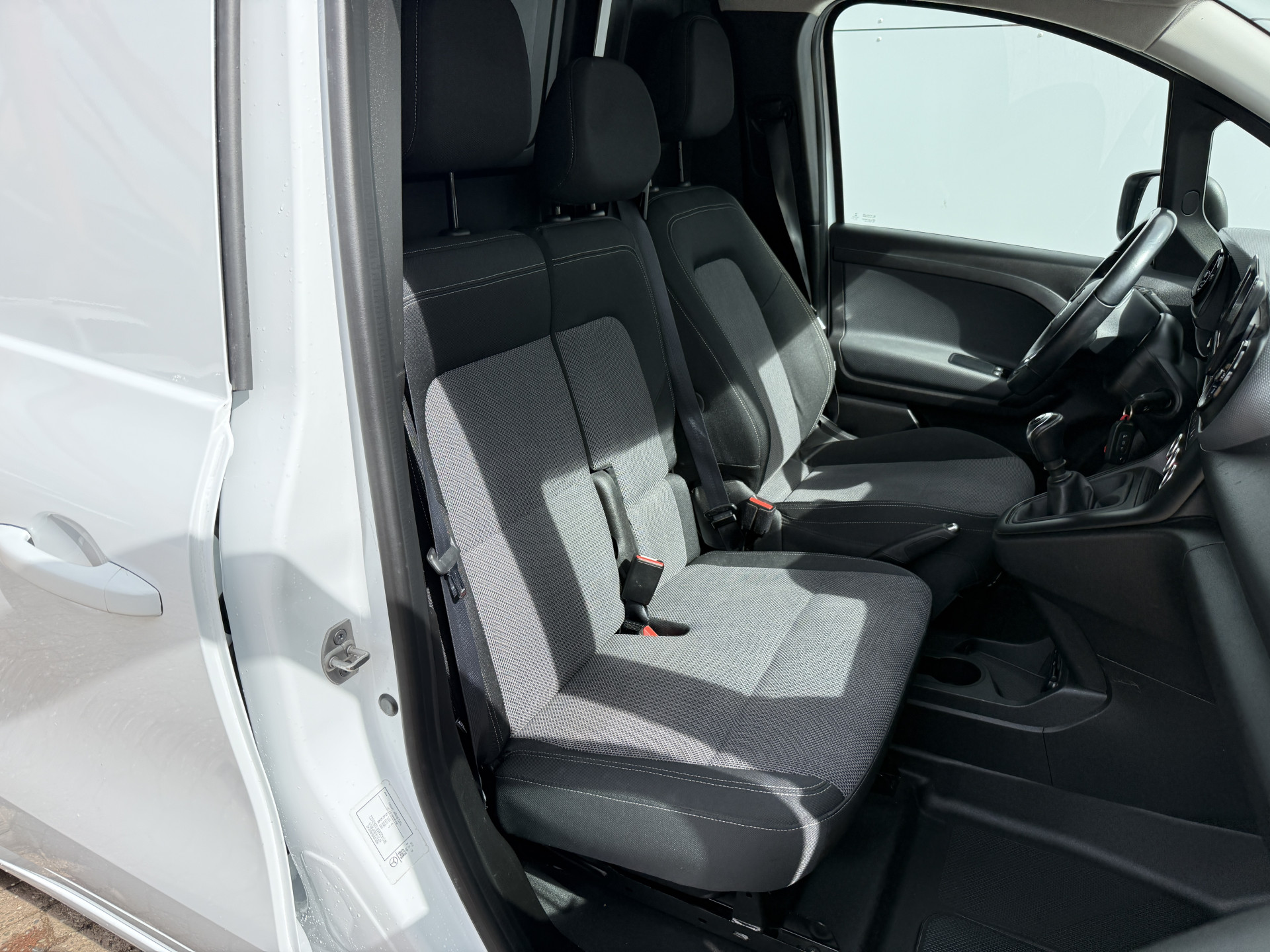 Mercedes-Benz Citan Pro 1.3 102PK **Benzine** L1 LED Airco Cruise control 1500kg Trekhaak Camera Carplay