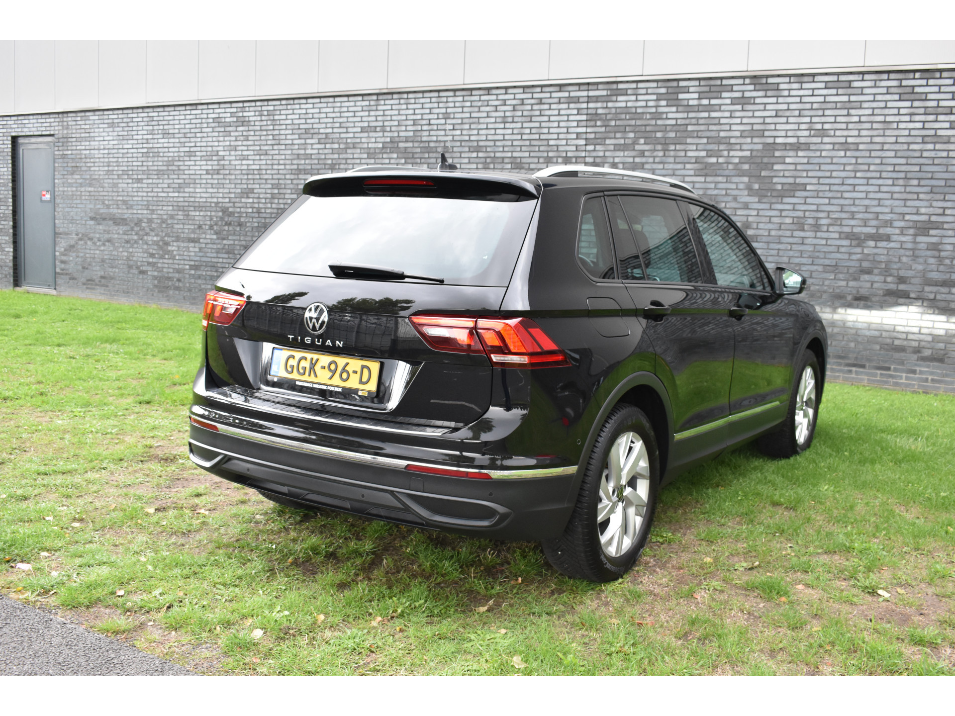 Volkswagen Tiguan 1.5 TSI Life Airco Hoge zit Stoelverwarming