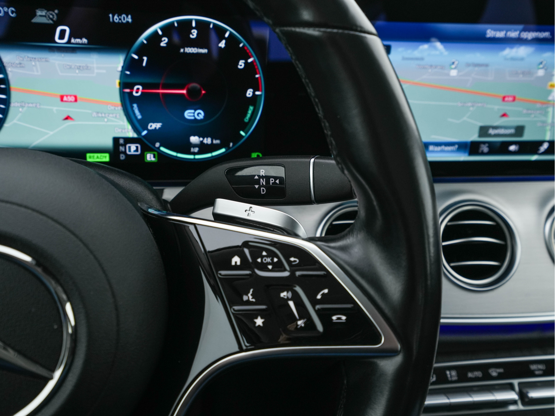 Mercedes-Benz E-klasse Estate 300 de Luxury Line ( Plug-in ) (INCL-BTW) Aut. *LUXURY-LEATHER | FULL-LED | WIDE-SCREEN-DIGICOCKPIT | BLIND-SPOT | AMBIENT-LIGHT | HEATED-SPORTSEATS | CAMERA | DAB+ | NAVI-FULLMAP | PDC | ADAPTIVE-CRUISE | ECC | 18''ALU*