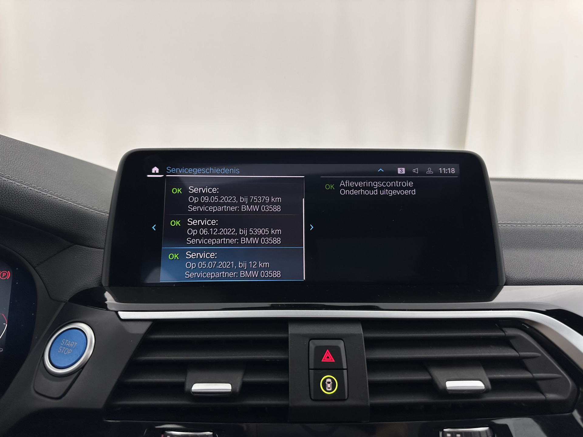 BMW iX3 High Executive 80 kWh [ 3-Fase-11kW ] {SOH-99%} (INCL-BTW) Aut. *HEATPUMP | PANO | LEATHER | HARMAN/KARDON | FULL-LED | BLINDSPOT | MEMORY-PACK | DIGI-COCKPIT | HEATED-SPORTSEATS | KEYLESS | TOPVIEW | DAB+ | NAVI-FULLMAP | HEAD-UP | ...