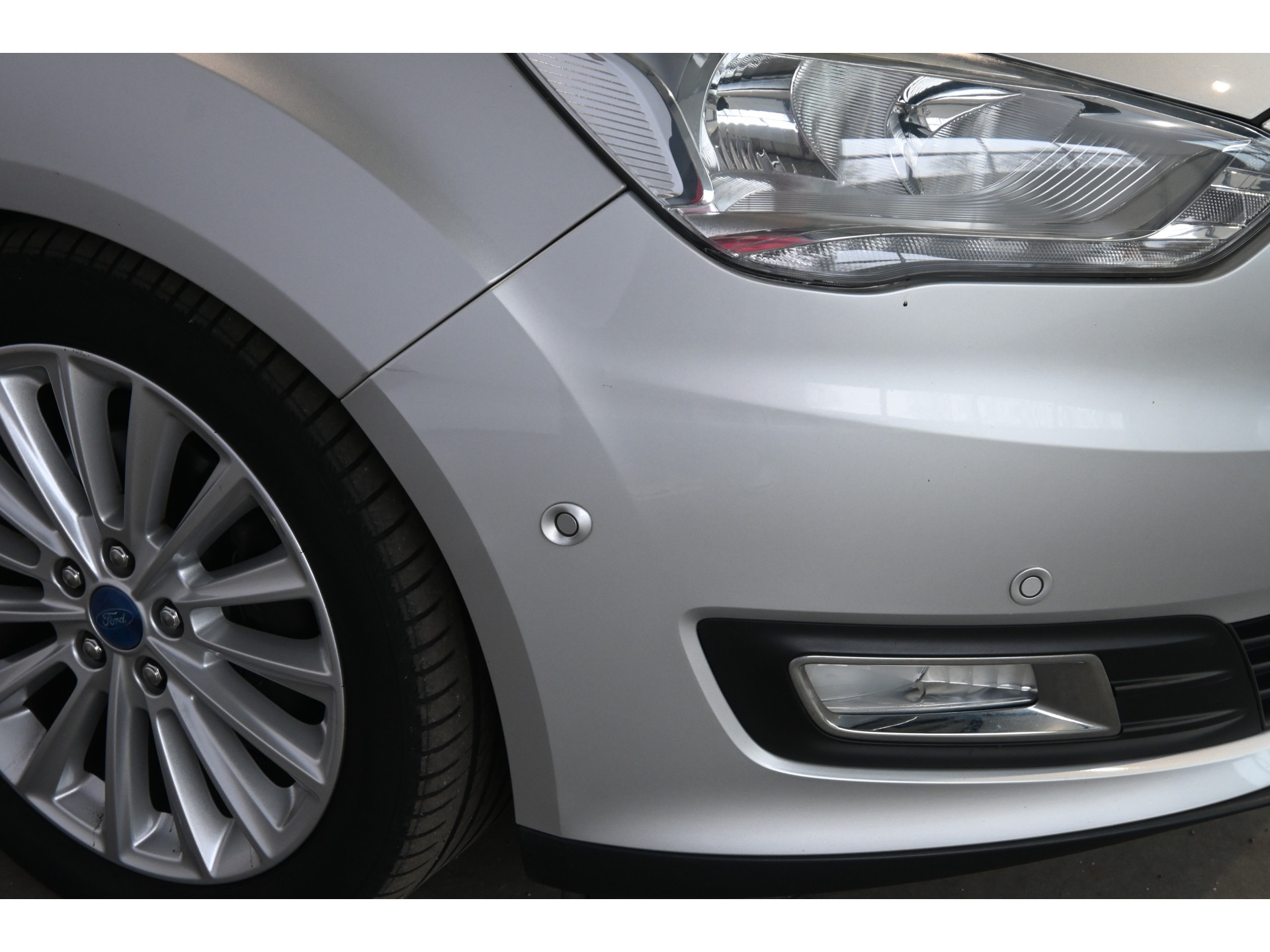 Ford C-Max 1.0 Titanium Clima Cruise control Navigatie Rijklaarprijs Inruil Mogelijk!