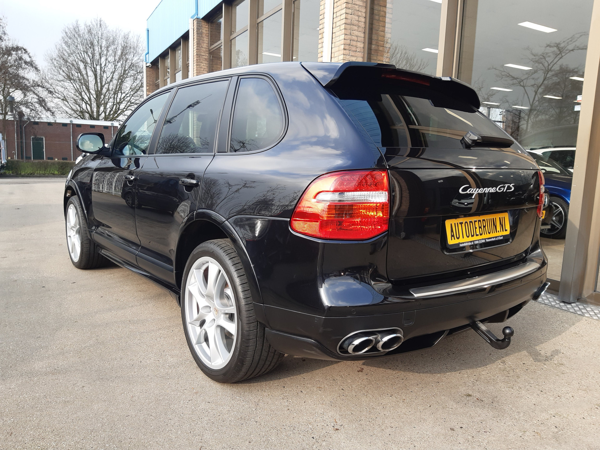 Porsche Cayenne GTS Uniek Exemplaar met lage kilometers Volledige onderhoudshistorie van Porsche-dealer beschikbaar,