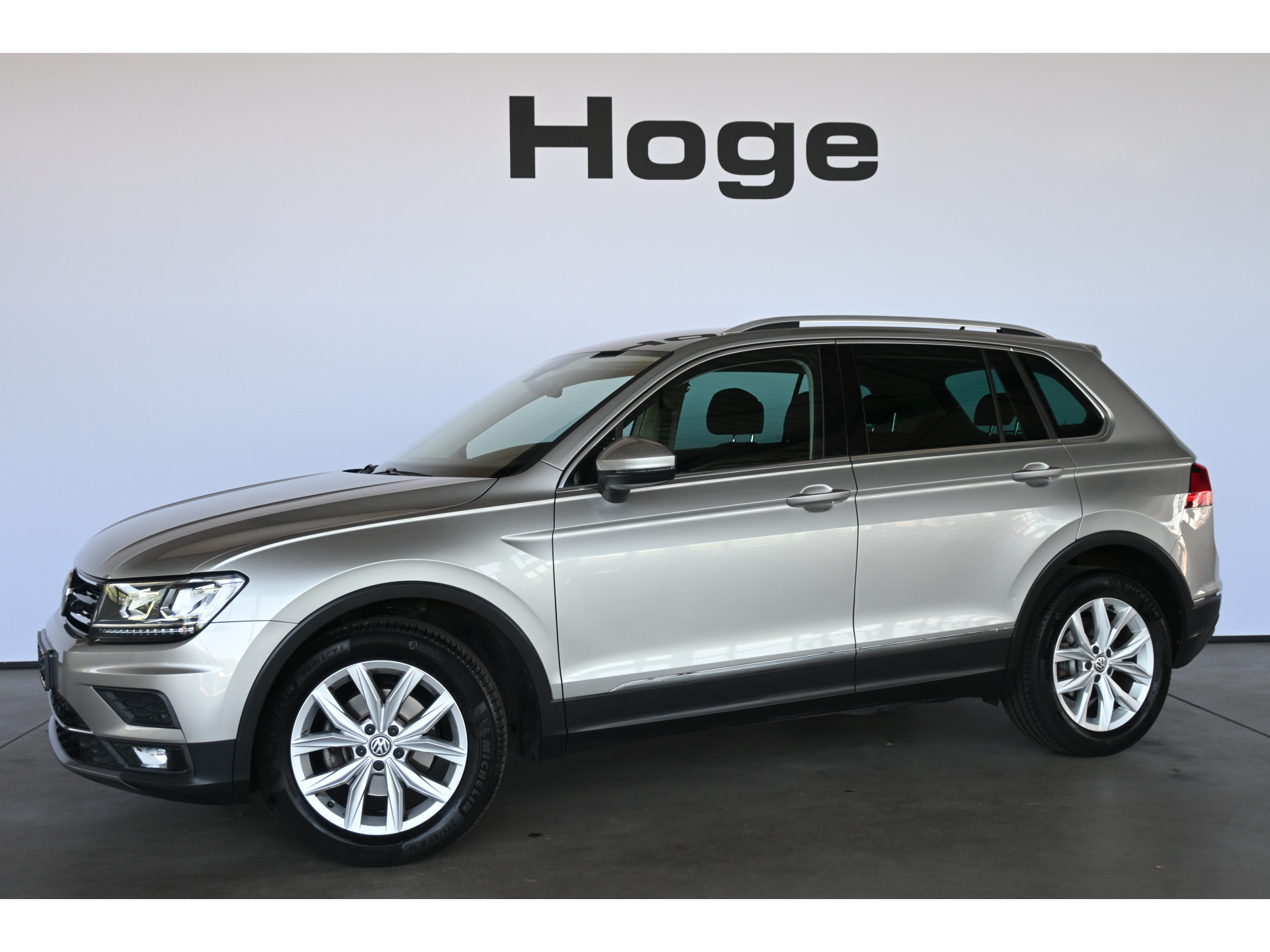 Volkswagen Tiguan 1.4 TSI Automaat 4Motion Highline  Clima Virtual Cockpit Navigatie CarPlay Cruise control Inruil Mogelijk!