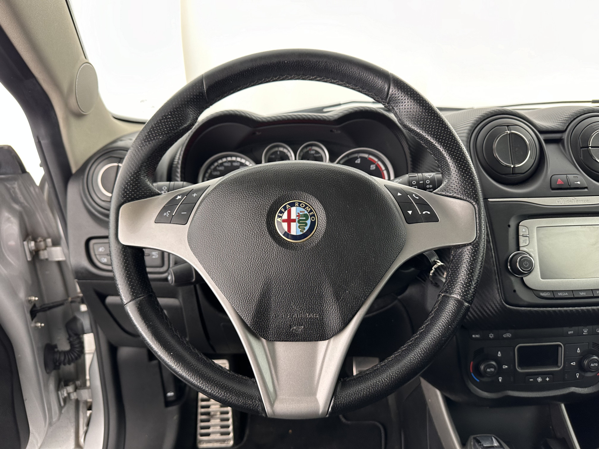 Alfa Romeo MiTo 1.3 JTDm ECO Exclusive *LUXURY-LEATHER | NAVI-FULLMAP | SPORT-SEATS | ECC | PDC | CRUISE | 17''ALU*