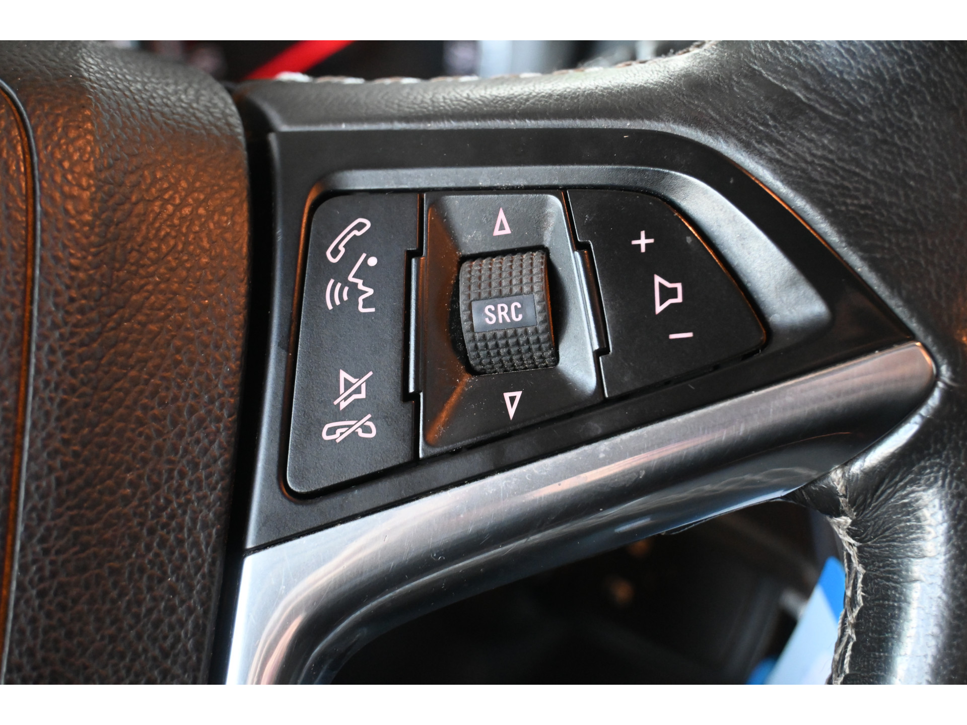 Opel Mokka 1.4 T Cosmo Clima Navigatie Schuifdak Leder 100% Onderhouden! Inruil Mogelijk!