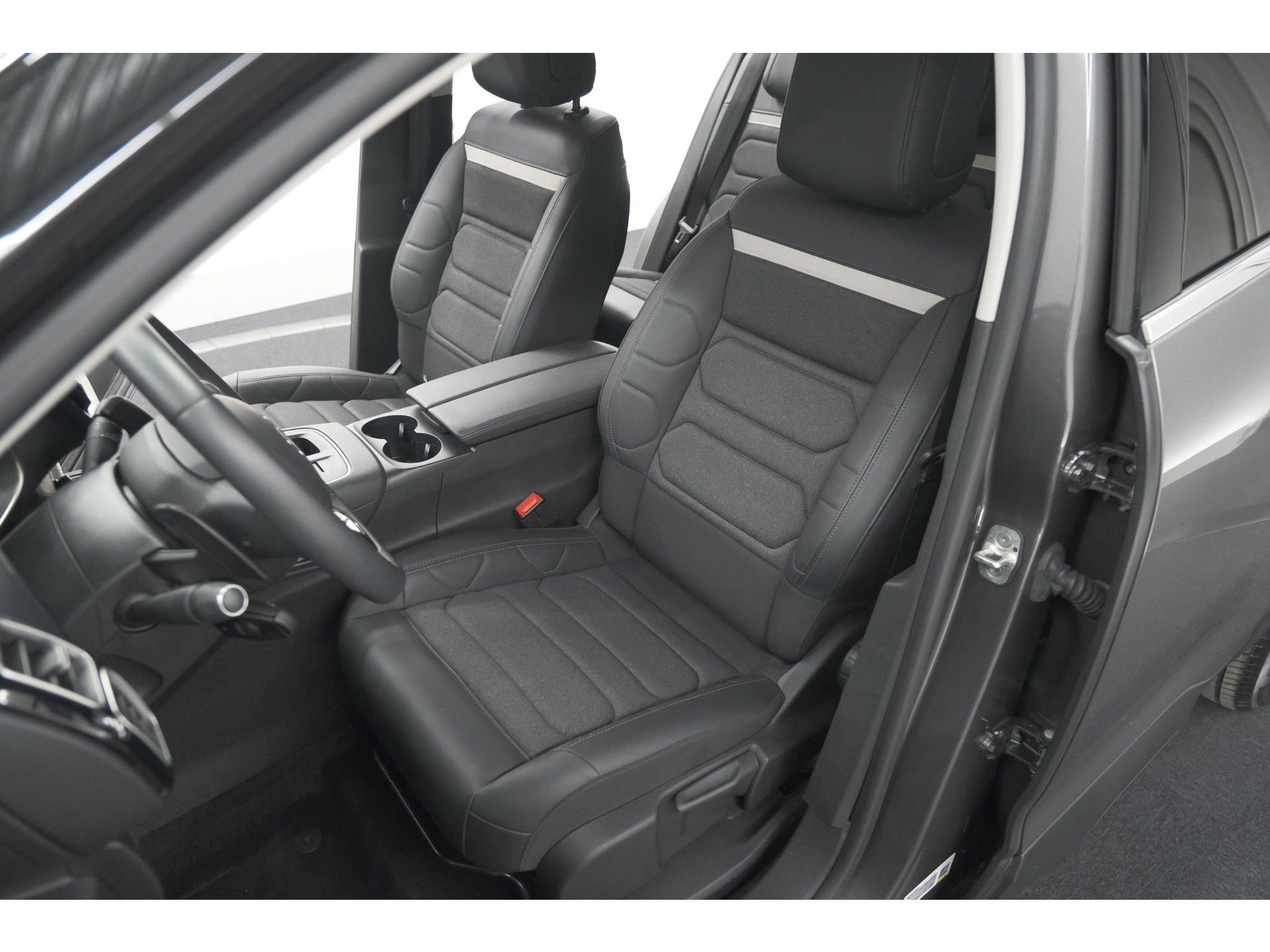 Citroen C5 Aircross 1.2 Hybrid 136 Max | Camera | Navigatie | Parkeersensoren | Apple Carplay