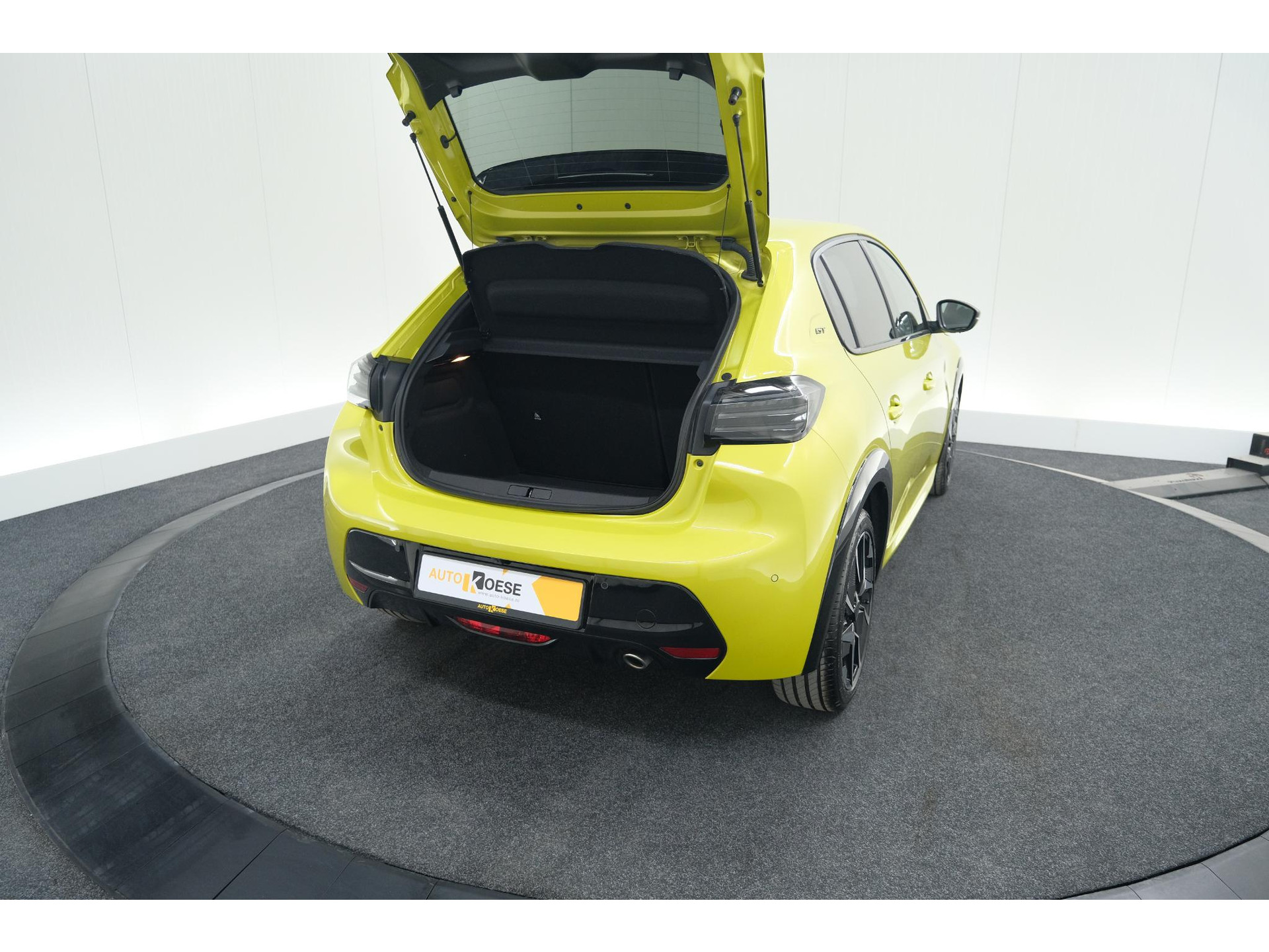 Peugeot 208 PureTech 100 GT | Camera | Apple Carplay | Parkeersensoren