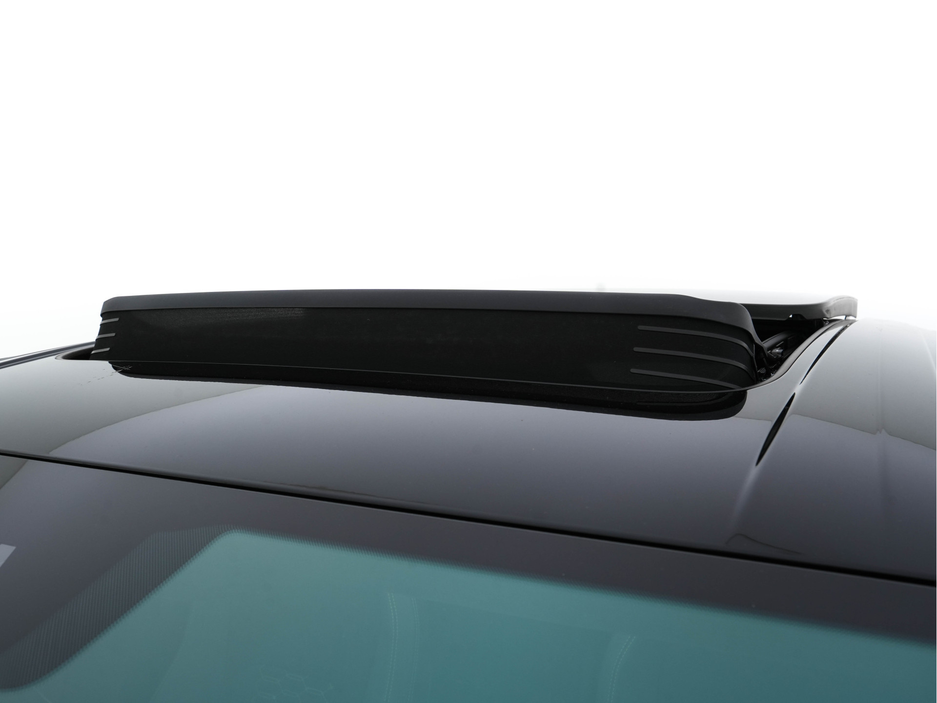 Lamborghini Urus 4.0 V8 Pearl Capsule (INCL-BTW) *CERAMIC-BRAKES | PANO | HEAD-UP | SOFT-CLOSE | LEATHER-ALCANTARA | FULL-LED | NIGHT-VISION | BANG&OLUFSEN | MEMORY-PACK | HEATED-SPORTSEATS | TOP-VIEW | ADAPTIVE-CRUISE | ...