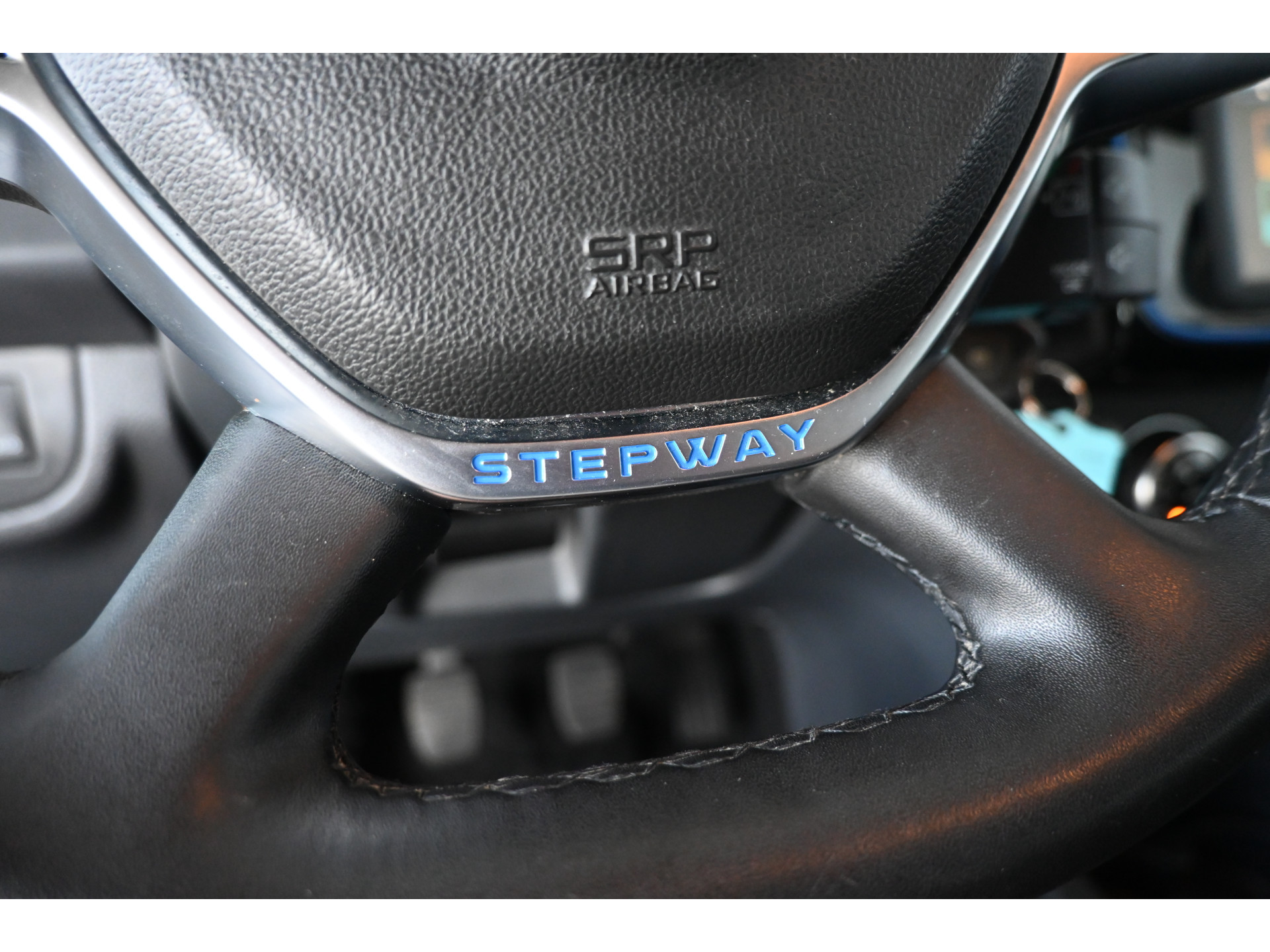 Dacia Sandero 1.0 TCe Stepway Serie Limitee 15th Anniv. Clima Navigatie Goed Onderhouden! Inruil Mogelijk!