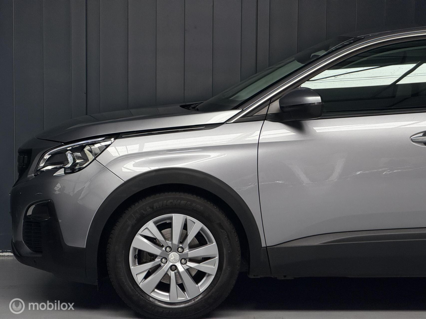 Peugeot 3008 1.2 PureTech Active|Automaat|CarPlay|Camera|Trekhaak|NAP
