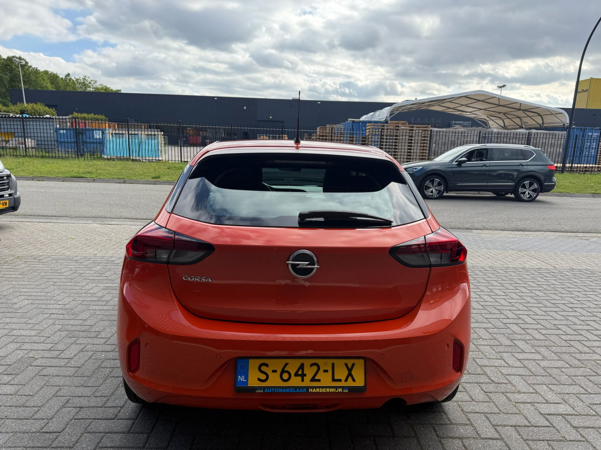 Opel Corsa 1.2 | 1E EIGENAAR | 3/6/12MND GARANTIE | DAB | CRUISE | LANE | PDC | CARPLAY | AIRCO |