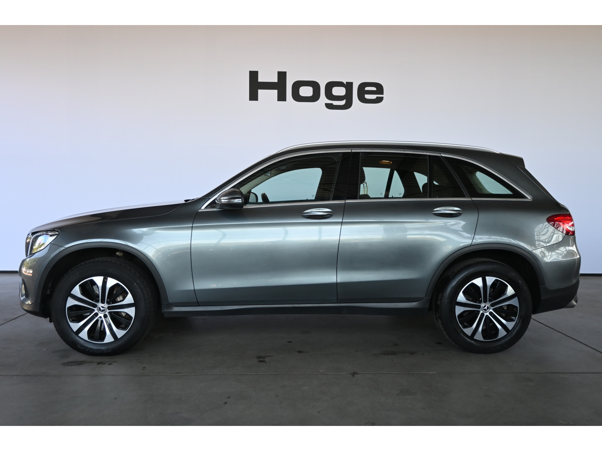 Mercedes-Benz GLC-klasse 350e 4MATIC Business Solution Automaat Navigatie Stoelverwarming Trekhaak Rijklaaprijs! Inruil Mogelijk!