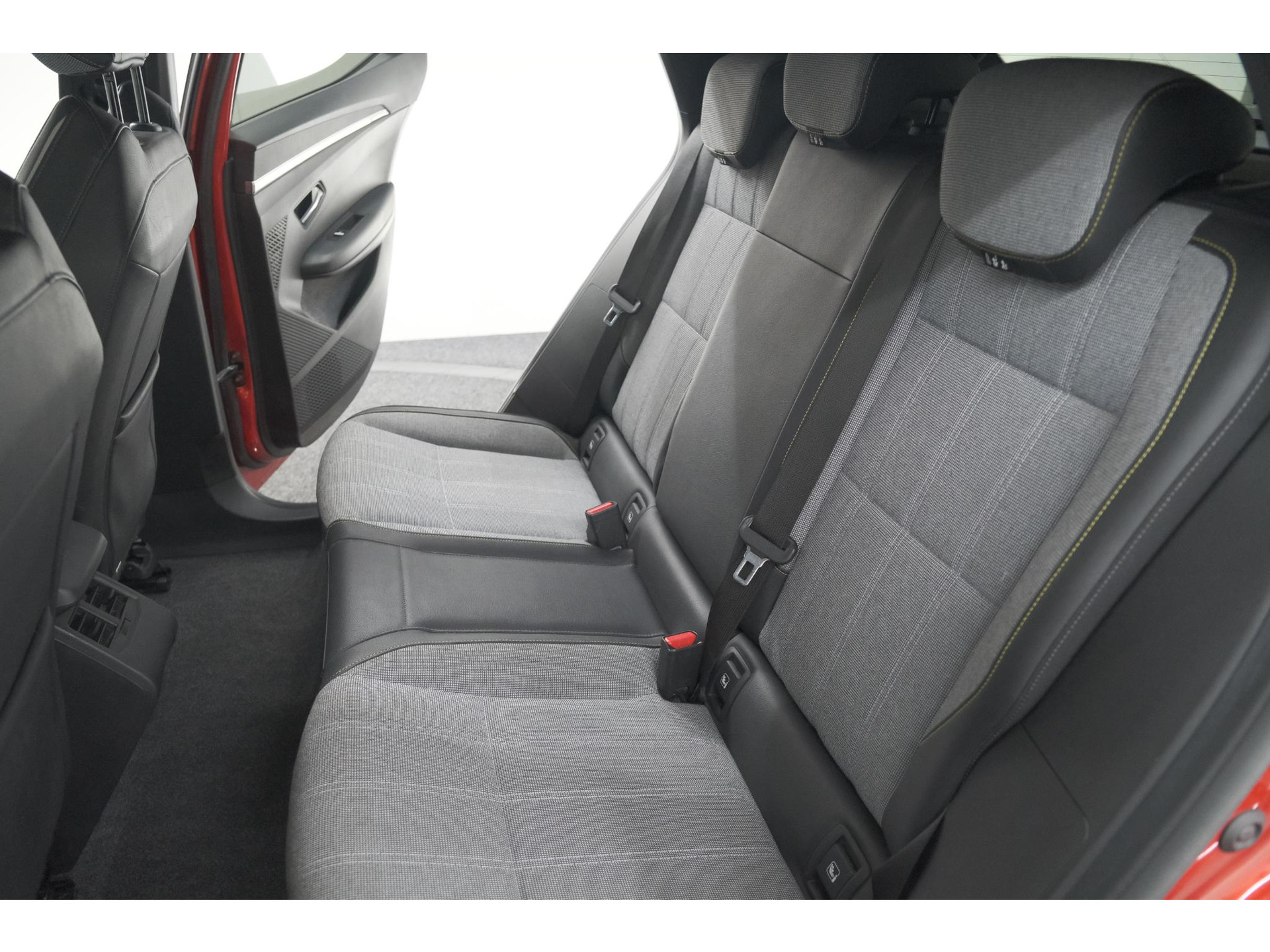 Renault Megane E-Tech EV60 Optimum Charge Techno | Adaptieve Cruise Control | Winterpakket | Dodehoekdetectie | Harman Kardon