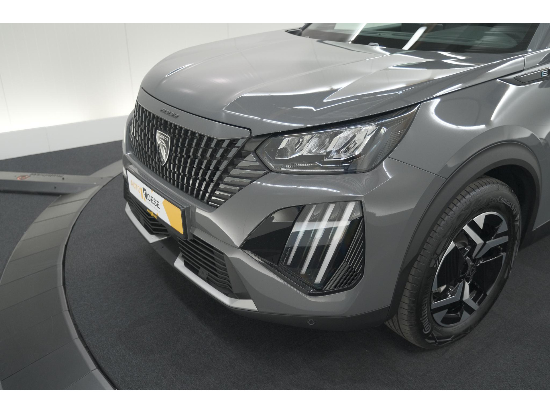 Peugeot e-2008 EV Allure 54 kWh | 11 KW Lader | Warmtepomp | Apple Carplay | Parkeersensoren