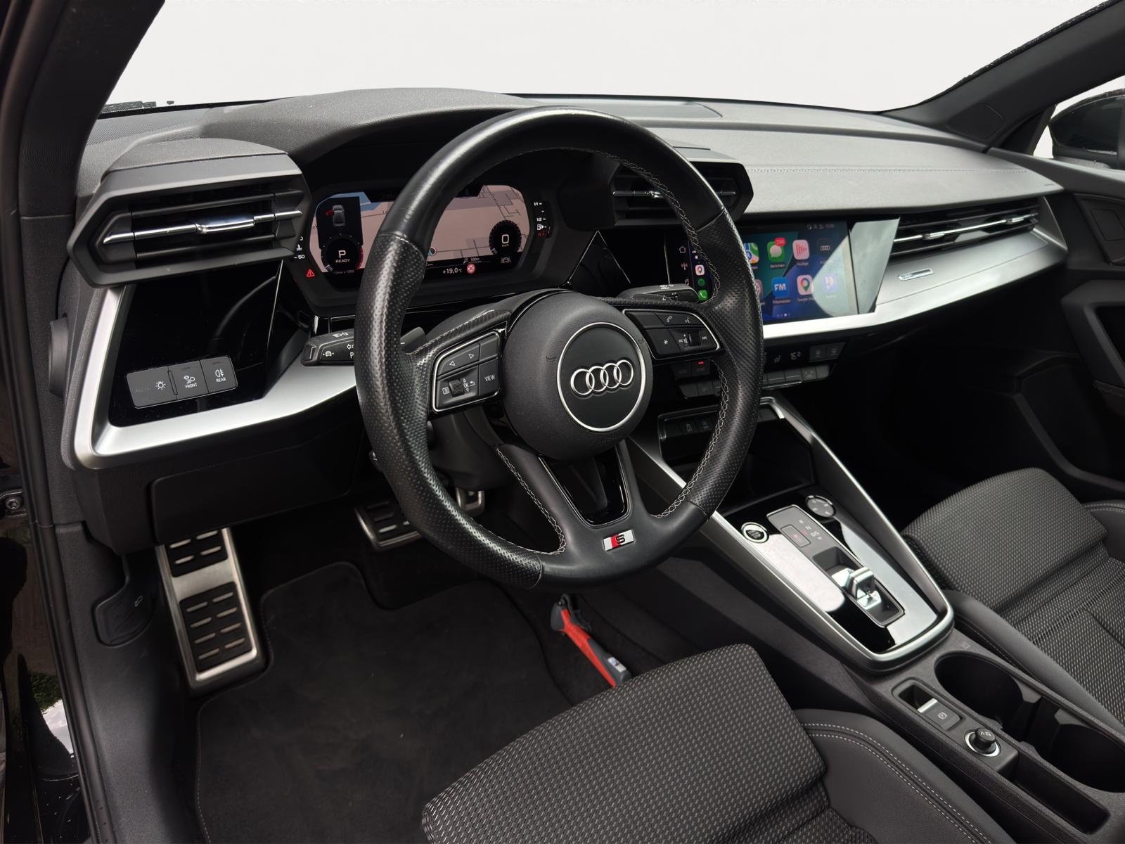Audi A3 Limousine 35 TFSI 150PK 2X S-Line *NL-AUTO*