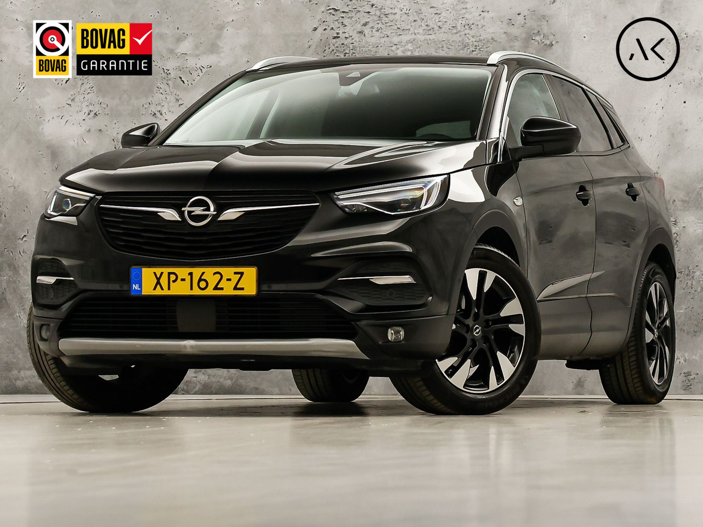 Opel Grandland X 1.2 Turbo Innovation (MEMORY SEAT, NAP, STOELVERWARMING/KOELING, APPLE CARPLAY, KEYLESS, GETINT GLAS, LANE ASSIST, STUURWIEL VERWARMD, NIEUWE APK, NIEUWSTAAT)