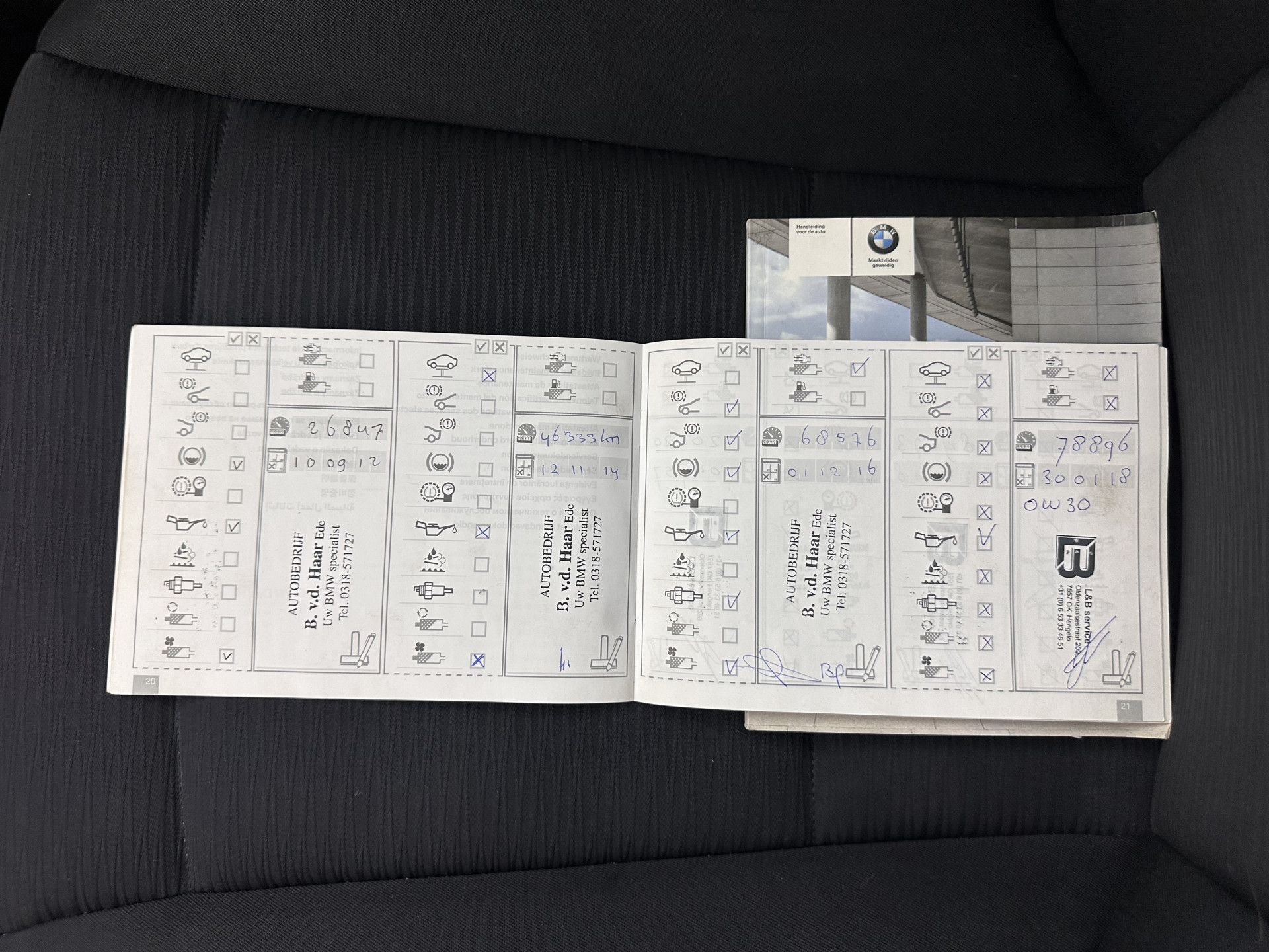 BMW 1-serie 118i Business Line *AIRCO | COMFORT-SEATS | 16''ALU | TOWBAR*