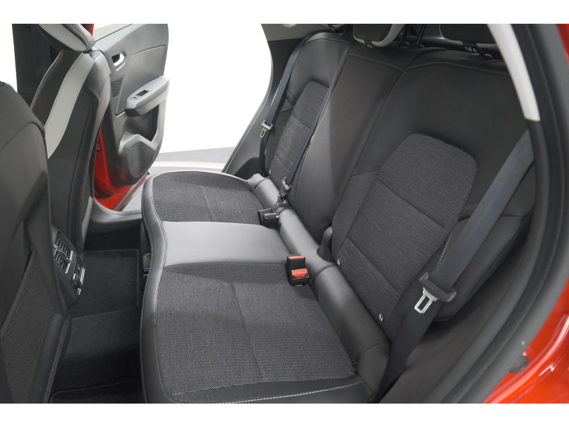 Renault Captur 1.6 E-Tech Full Hybrid 145 Techno | Navigatie | Camera | Parkeersensoren | Apple Carplay